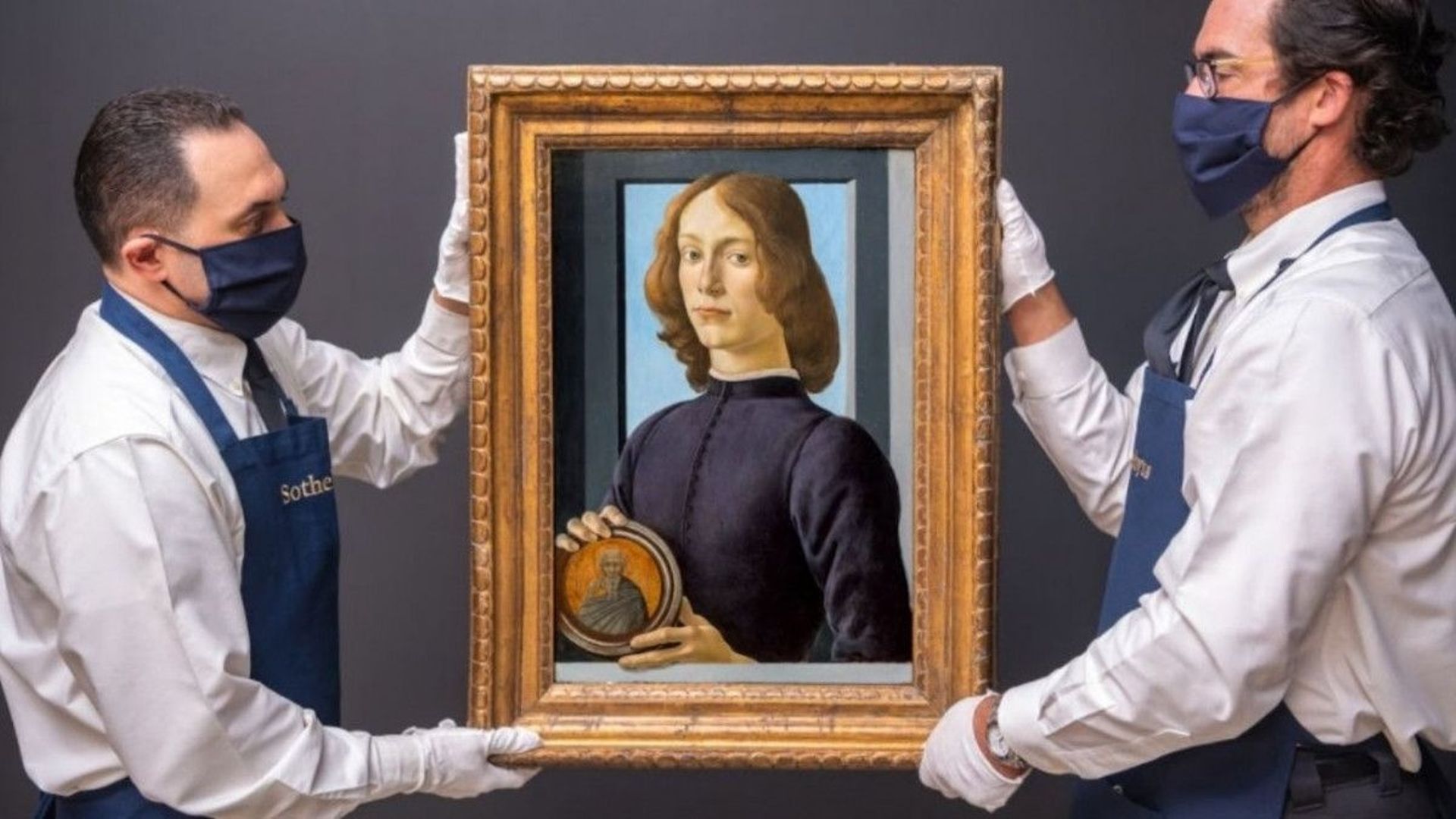 Le Portrait de jeune homme de Sandro Botticelli est la deuxième peinture ancienne la plus chère du monde après le Salvator Mundi de Léonard de Vinci.