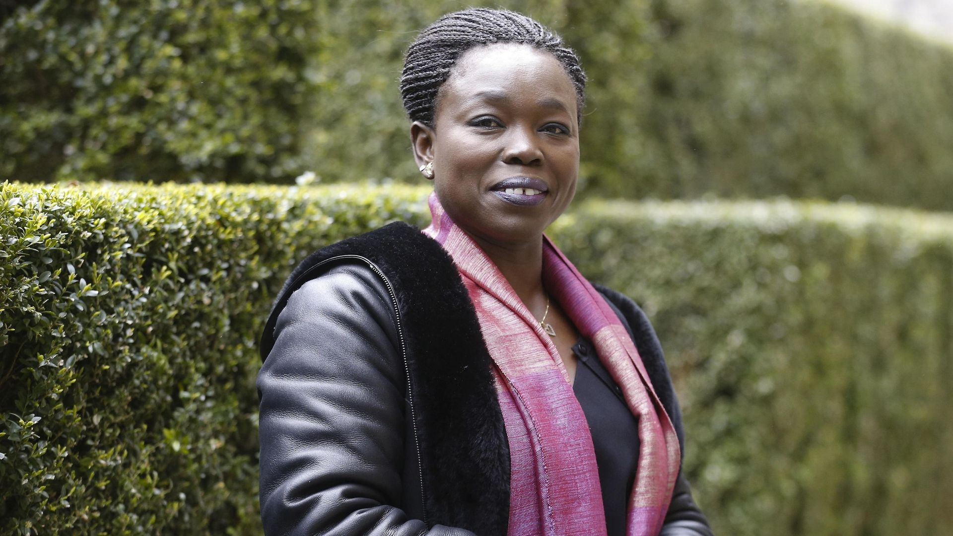 Née au Sénégal en 1968, Fatou Diome a, depuis 2001, signé une quinzaine de romans, nouvelles et essais. 