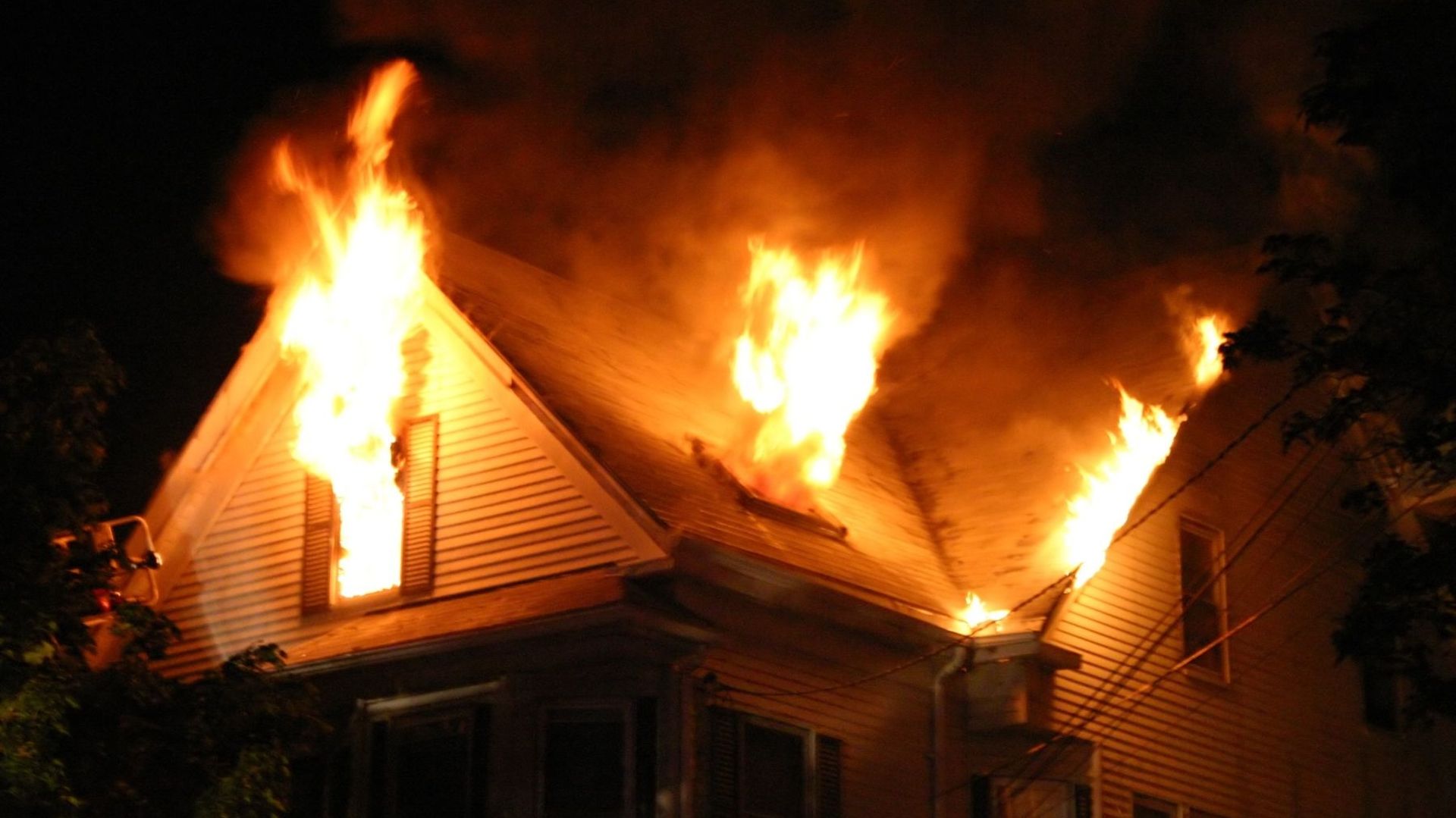 La minute insolite : leur décoration d’Halloween est si réaliste qu’elle fait croire à un incendie