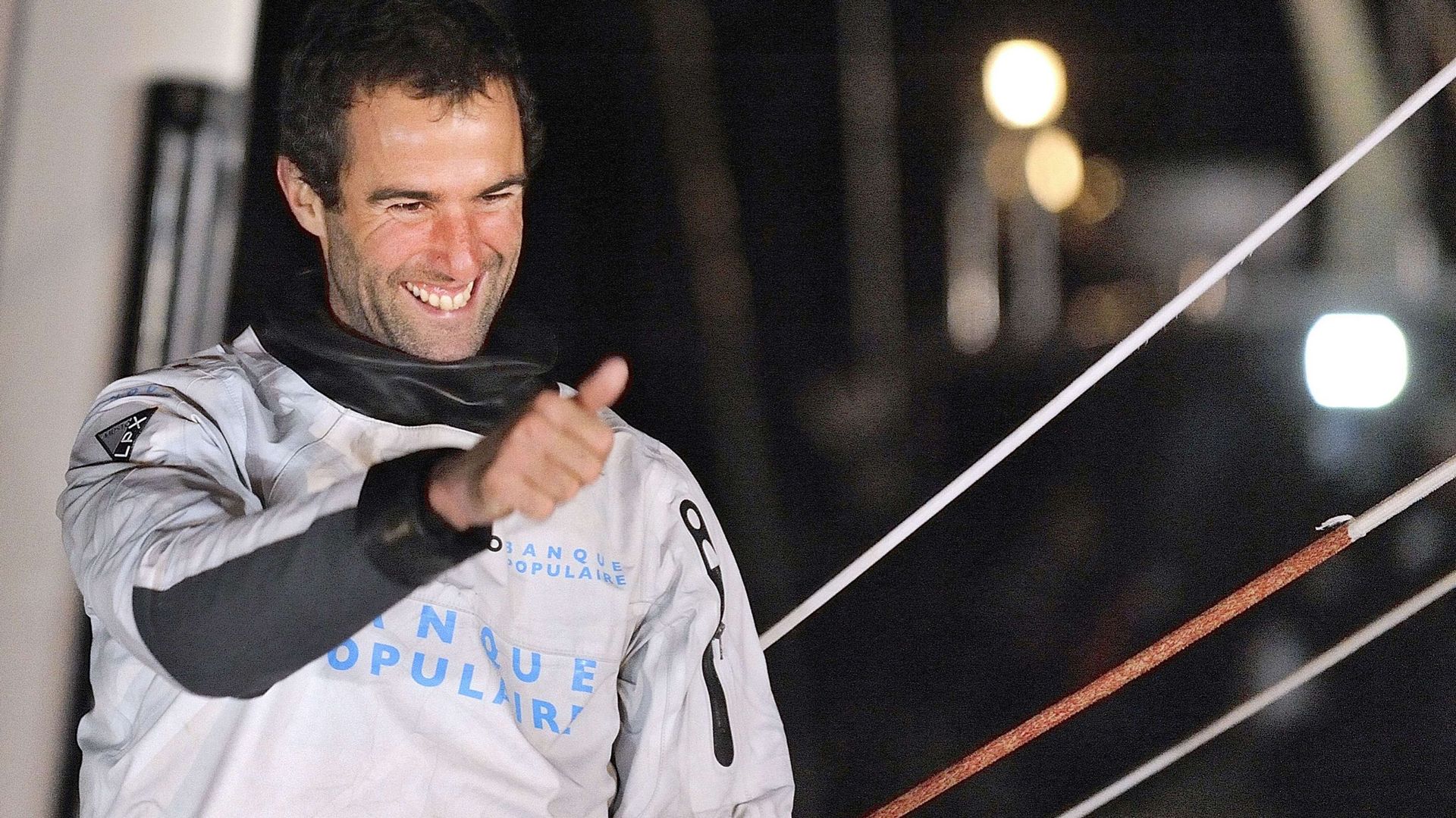 Le Cléac'h bat le record de la Route de la Découverte en solo - RTBF Actus