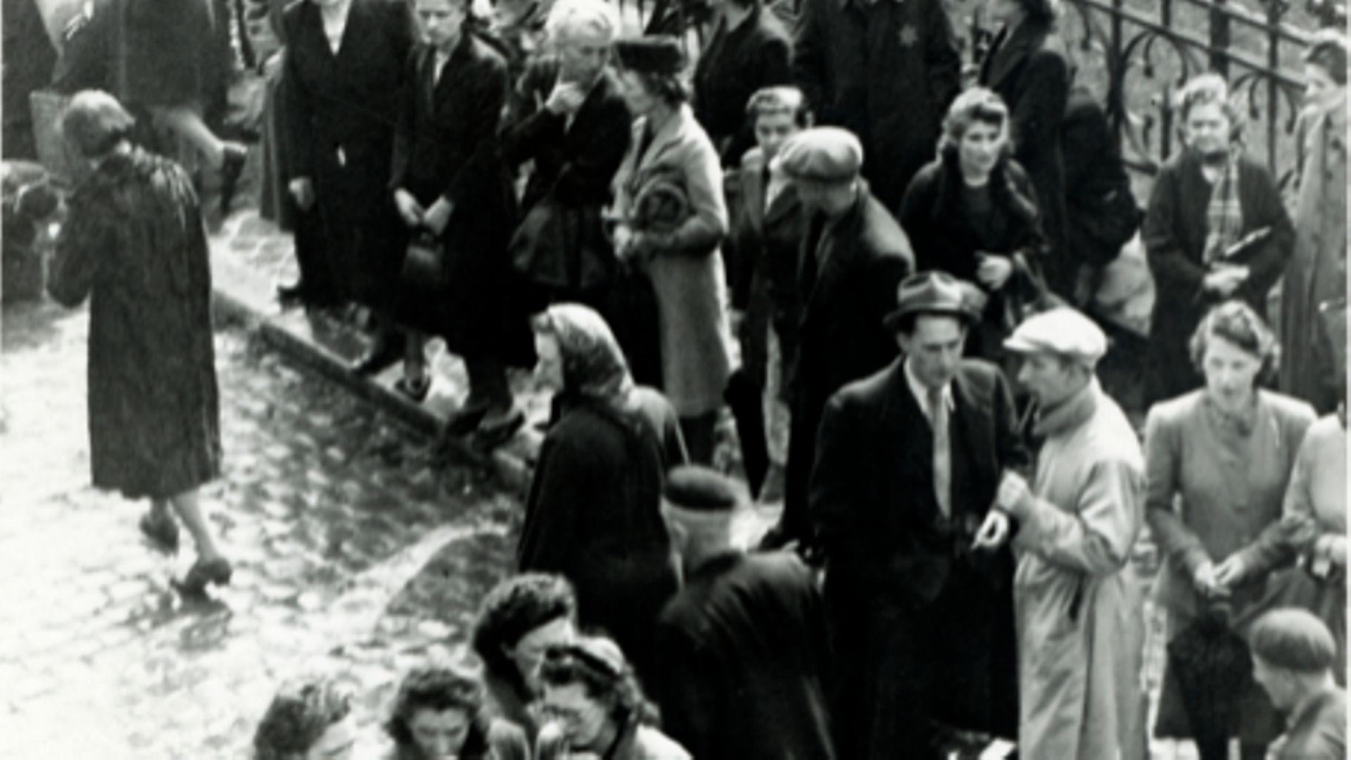 Une photo rare sur la déportation des Juifs de Belgique vient d'être identifiée