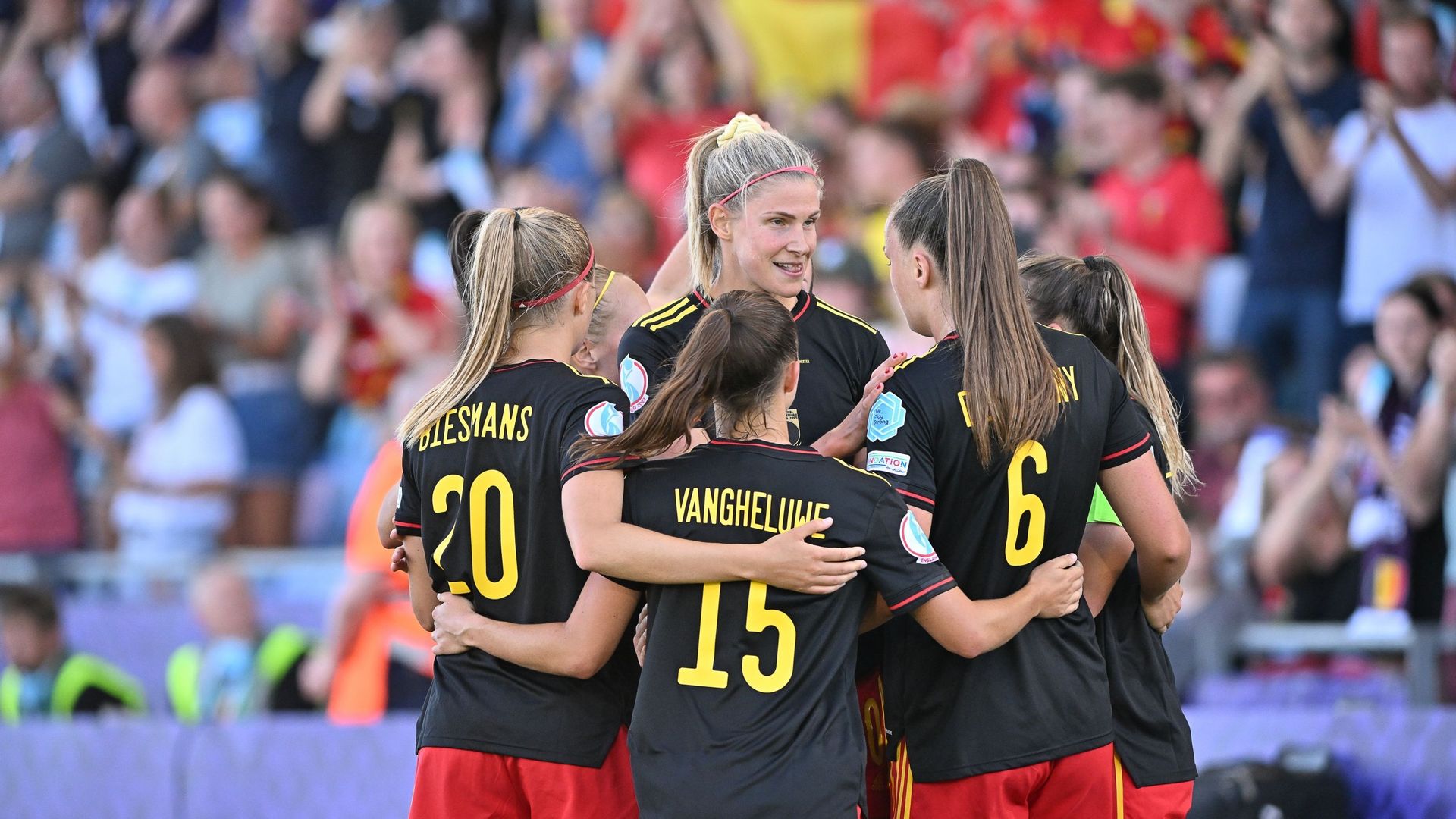 Women’s Euro 2022: Le Fiamme Rosse scendono in campo contro l’Islanda per l’iscrizione