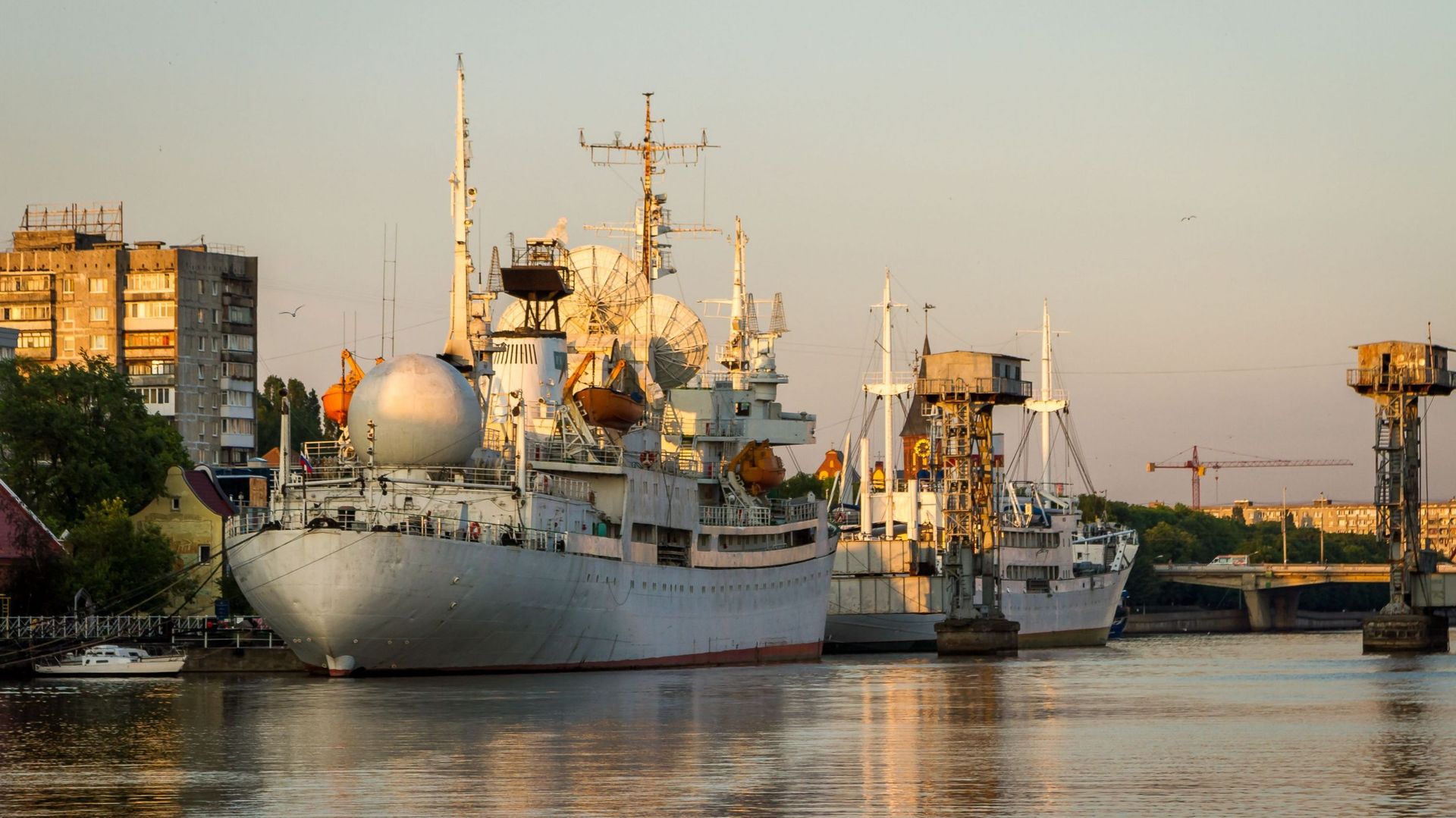 Bateaux de la flotte russe à Kaliningrad