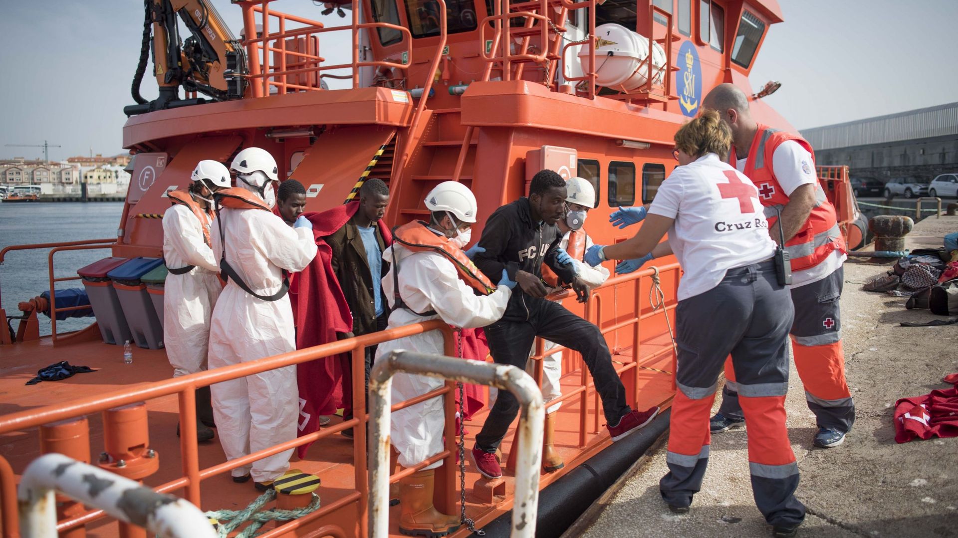 Plus de 200 migrants secourus en mer en un jour par les services de sauvetage espagnols