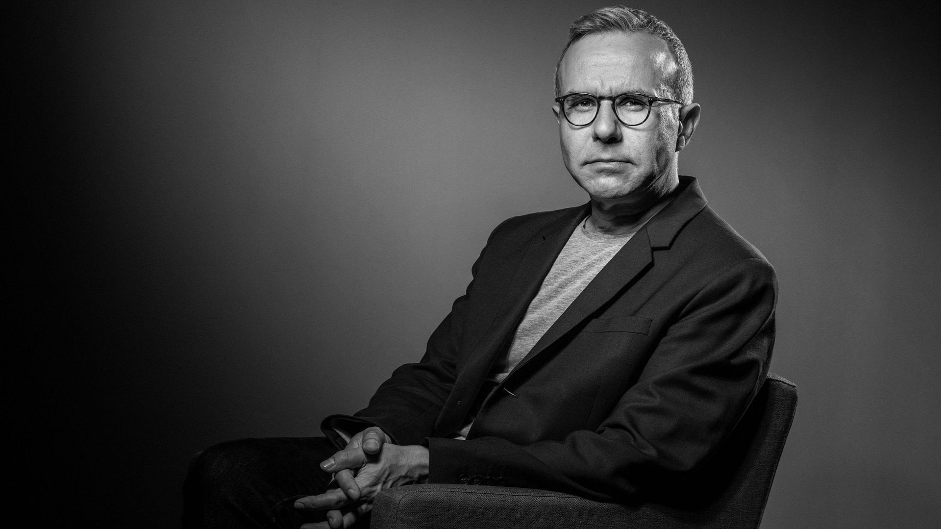 Au bout du Jour: Philippe Besson, son livre sur Emmanuel Macron - RTBF ...
