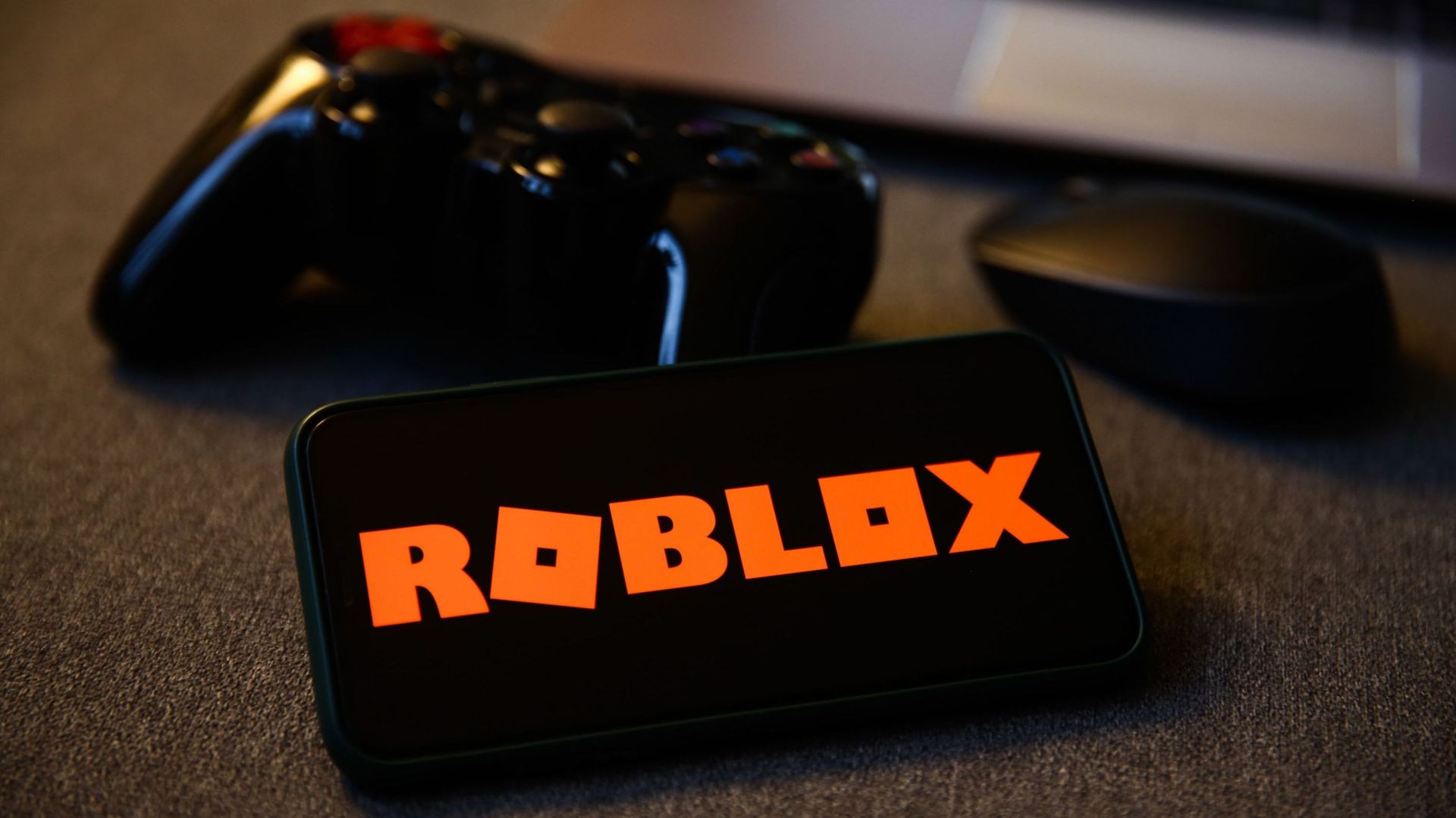Roblox annonce de nouvelles mesures de sécurité pour les mineurs, qu’en est-il vraiment ?