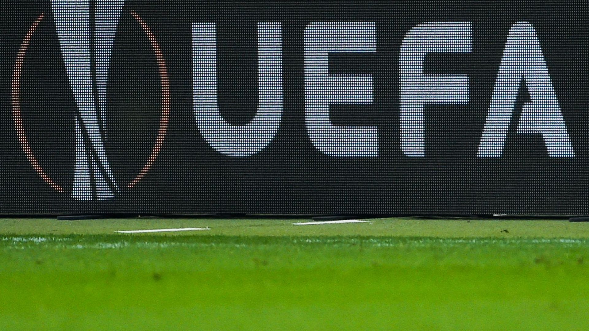Le Racing Genk, dauphin du Club de Bruges la saison dernière, connaîtra lundi son premier adversaire sur la route de la phase de groupes de la Ligue des Champions. Le tirage au sort sera effectué à 12h00 au siège de l’UEFA à Nyon. Dans la foulée, Anderlec