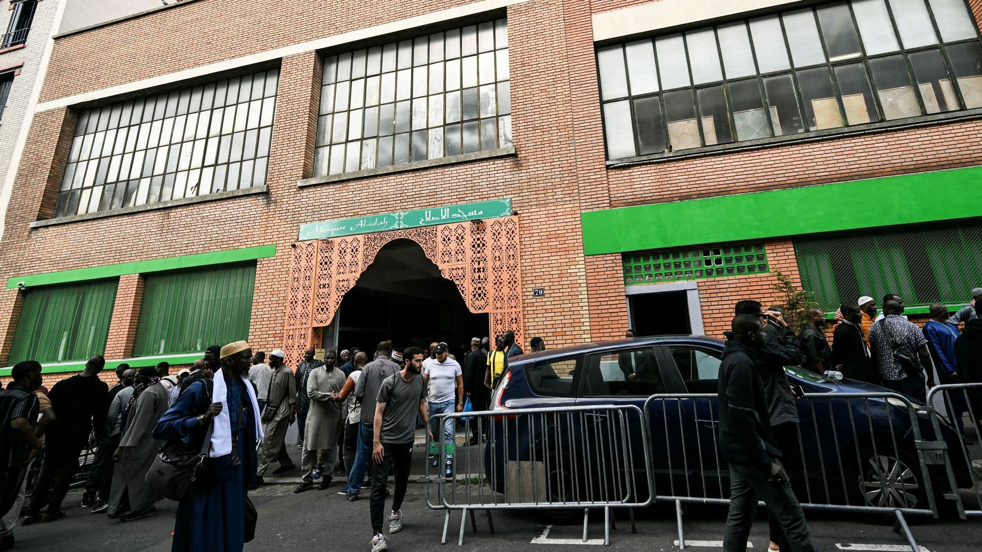 Têtes de cochons devant des mosquées en France : 11 arrestations en Serbie, des hommes aux mains d'un service de renseignement étranger ?