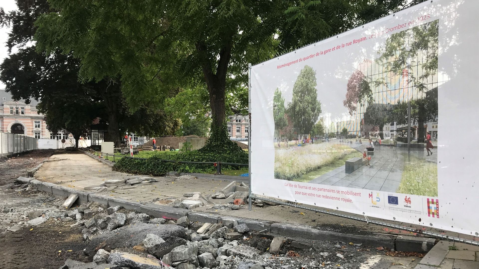 Les travaux préparatoires se terminent. Dès le 20 septembre, le chantier de rénovation de la rue Royale et du quartier de la gare débutera du côté de l’Escaut.