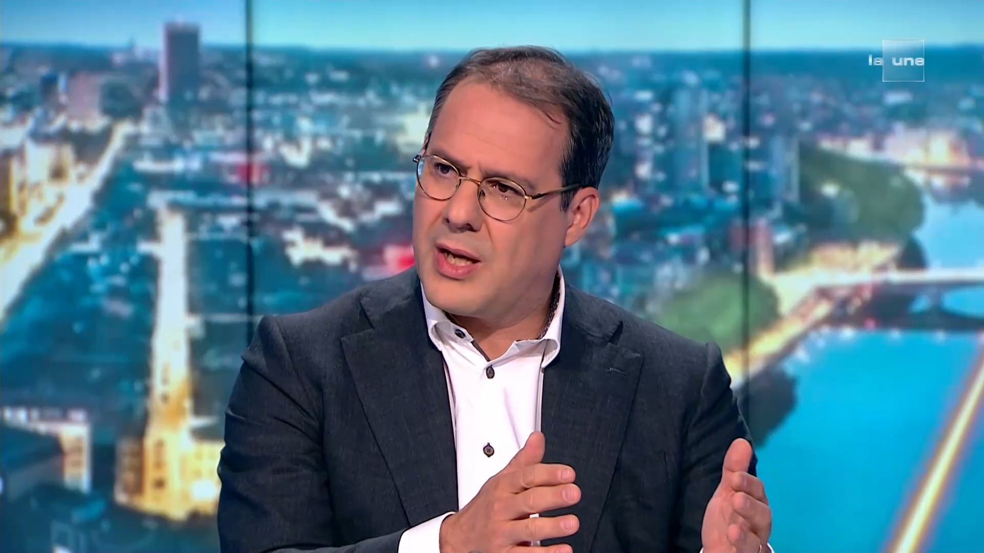 Jeudi en Prime : le ministre Clarinval douche les espoirs de la FGTB, certains chômeurs n’auront que six mois avant d’être exclus - RTBF Actus
