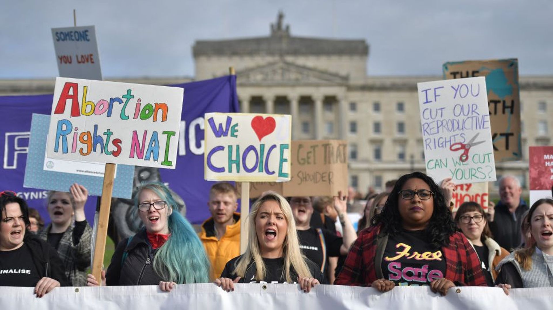 Des manifestants pro-avortement en Irlande du Nord.