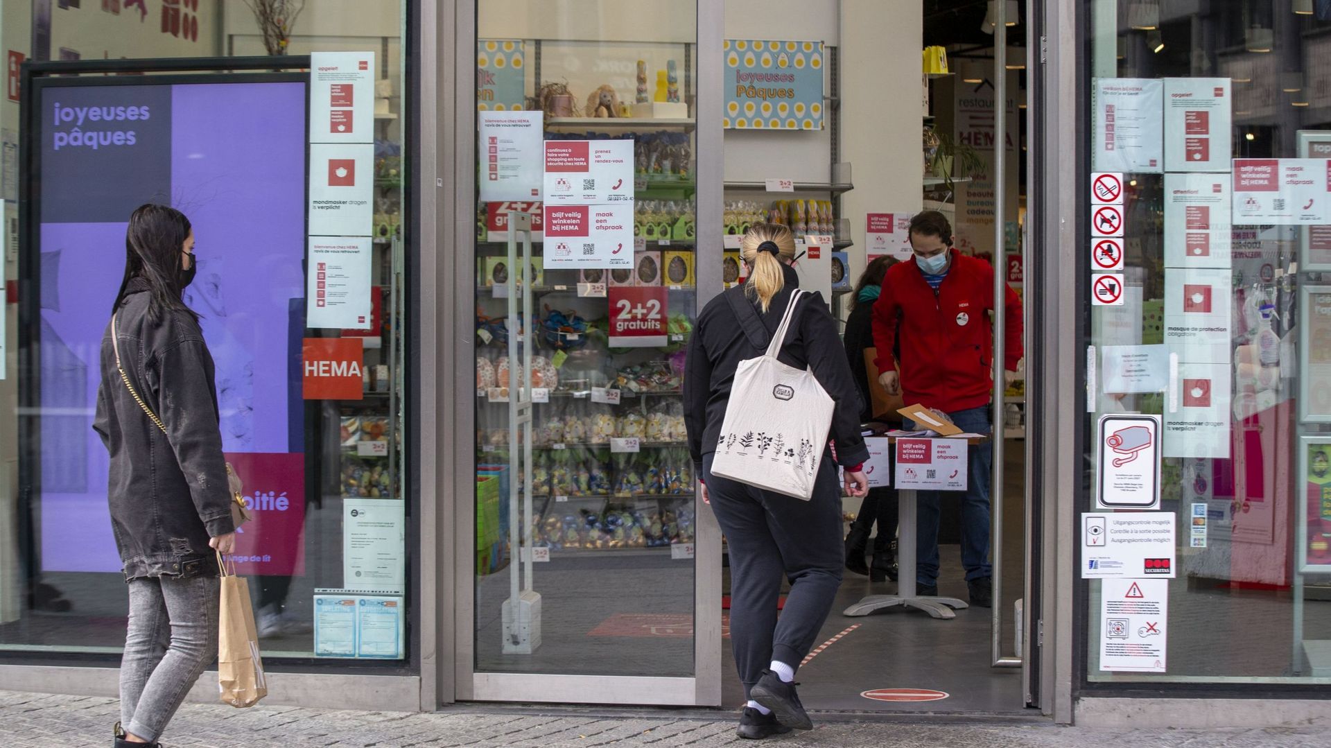 "Plusieurs commerçants envisagent de fermer", rapporte Comeos à propos des pertes lors du premier jour de shopping sur rendez-vous