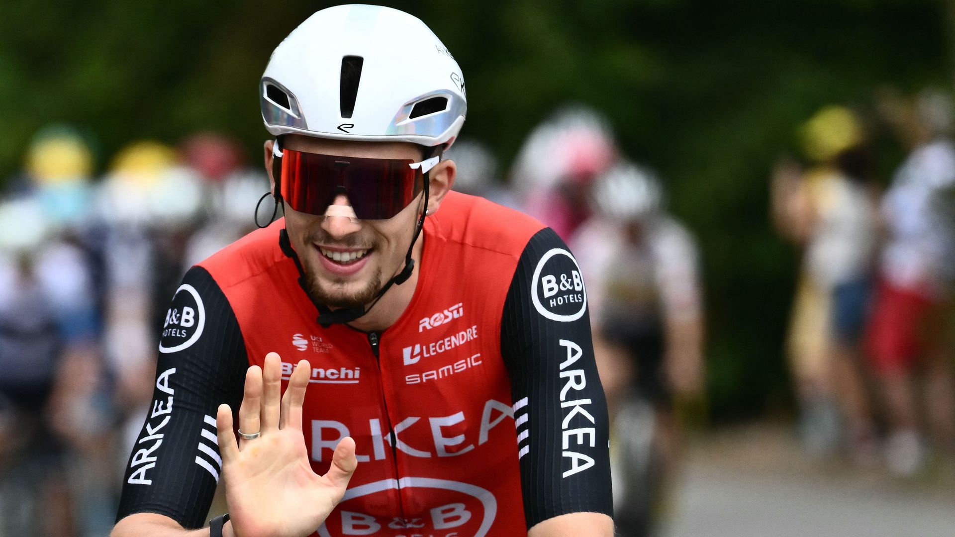 Révélation française du dernier Tour de France, Kevin Vauquelin s’engage avec Ineos