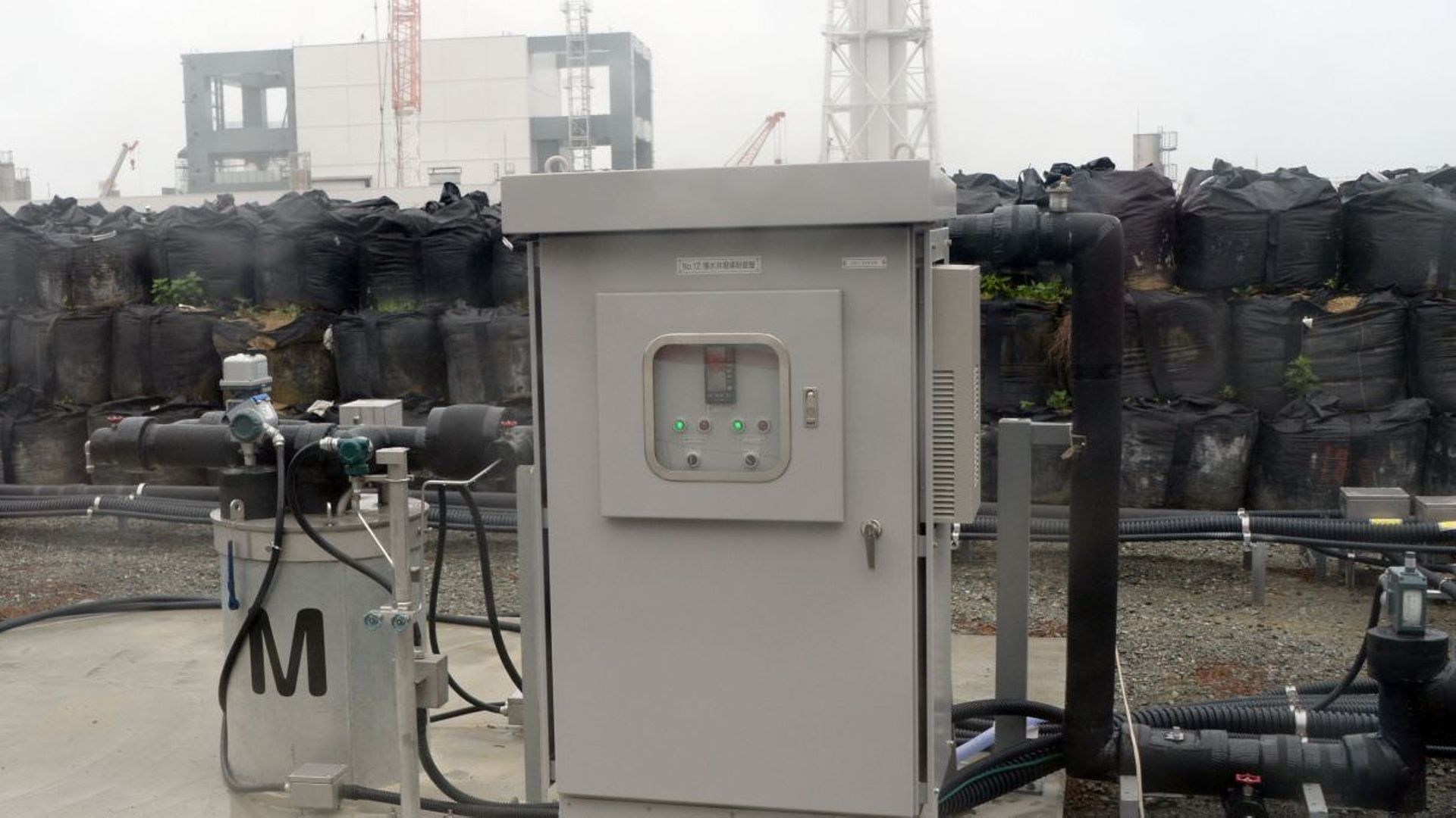 Une pompe chargée d'extraire l'eau contaminée à Fukushima