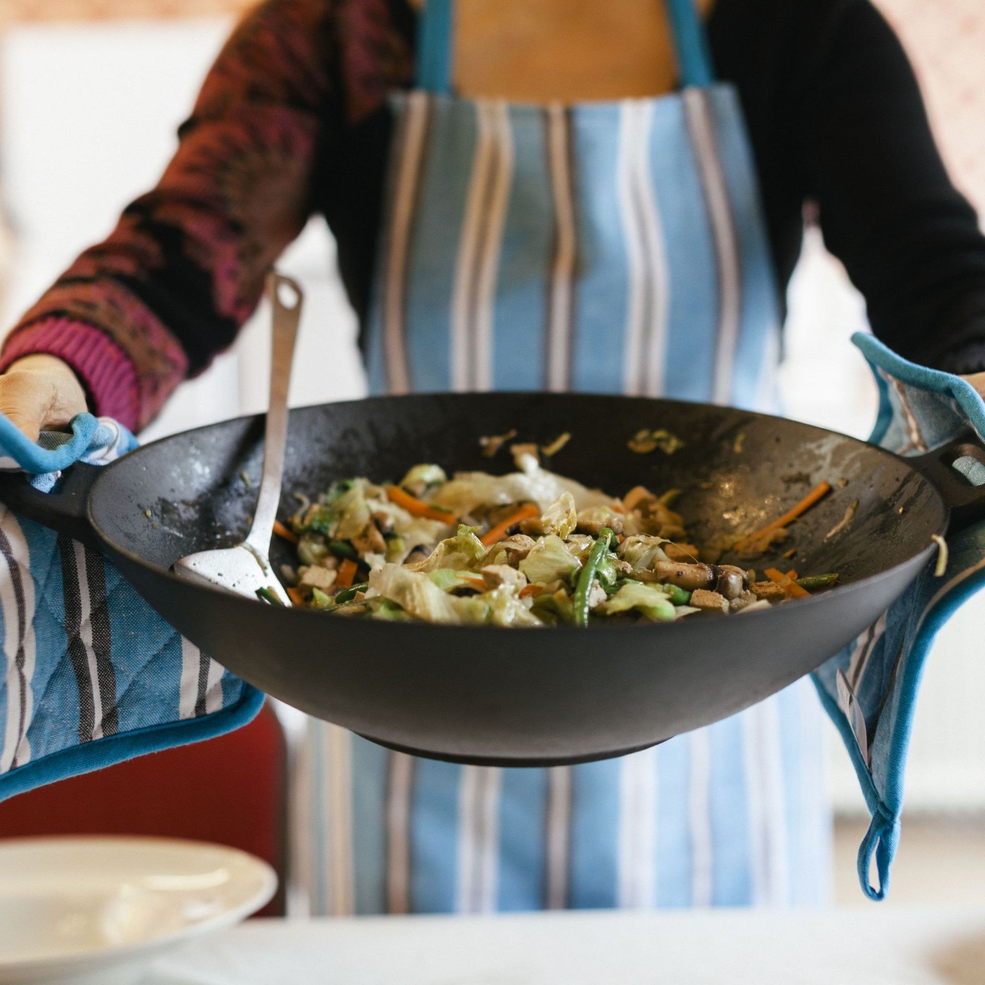 Quel type de wok choisir ? Pas celui avec revêtement antiadhésif