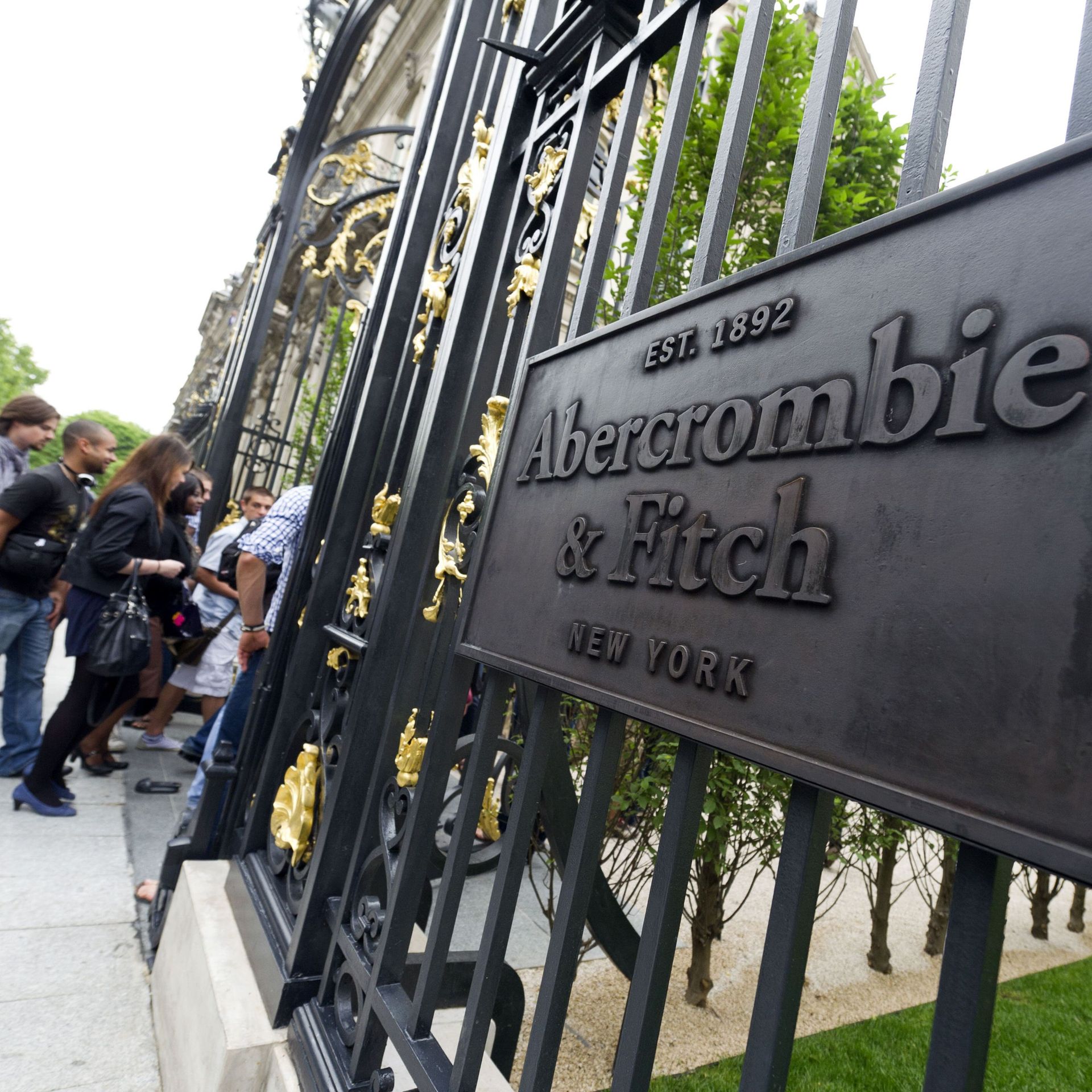 Abercrombie paris clearance recrutement