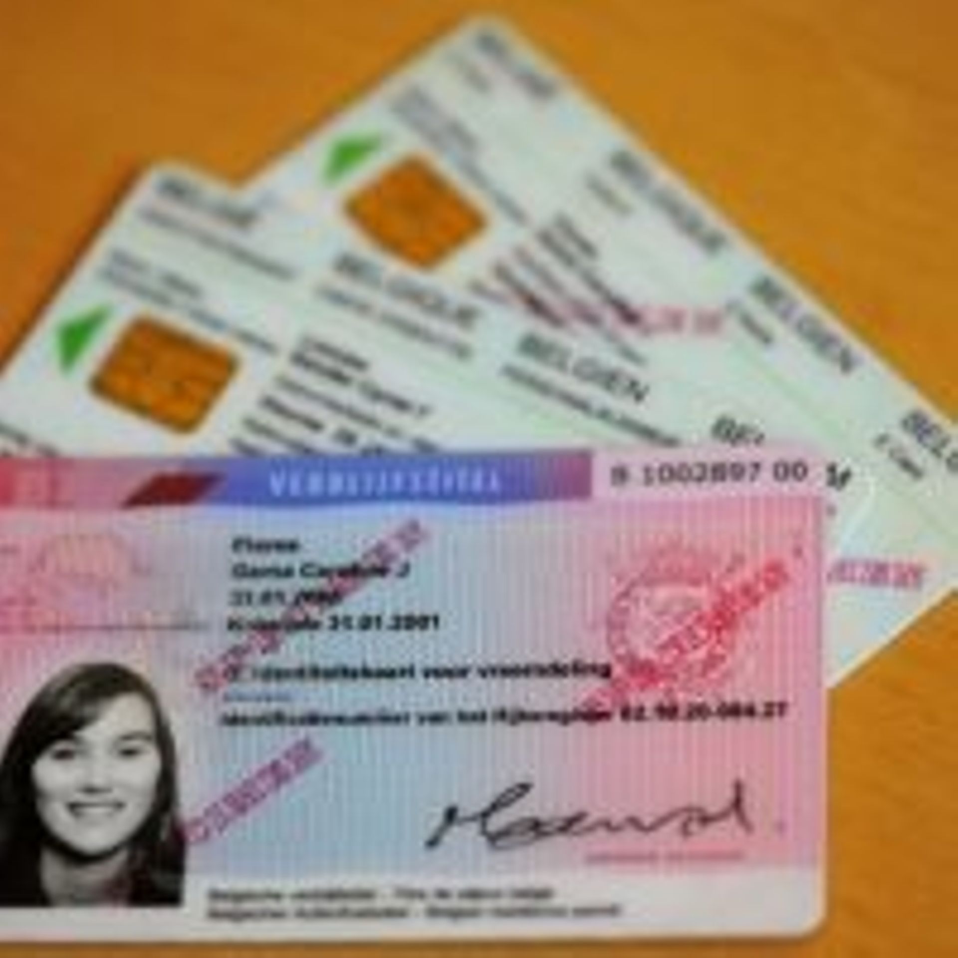 Carte D Identite Electronique Les Etrangers Aussi Rtbf Be Carte D Identite Electronique Les Etrangers Aussi Rtbf Be