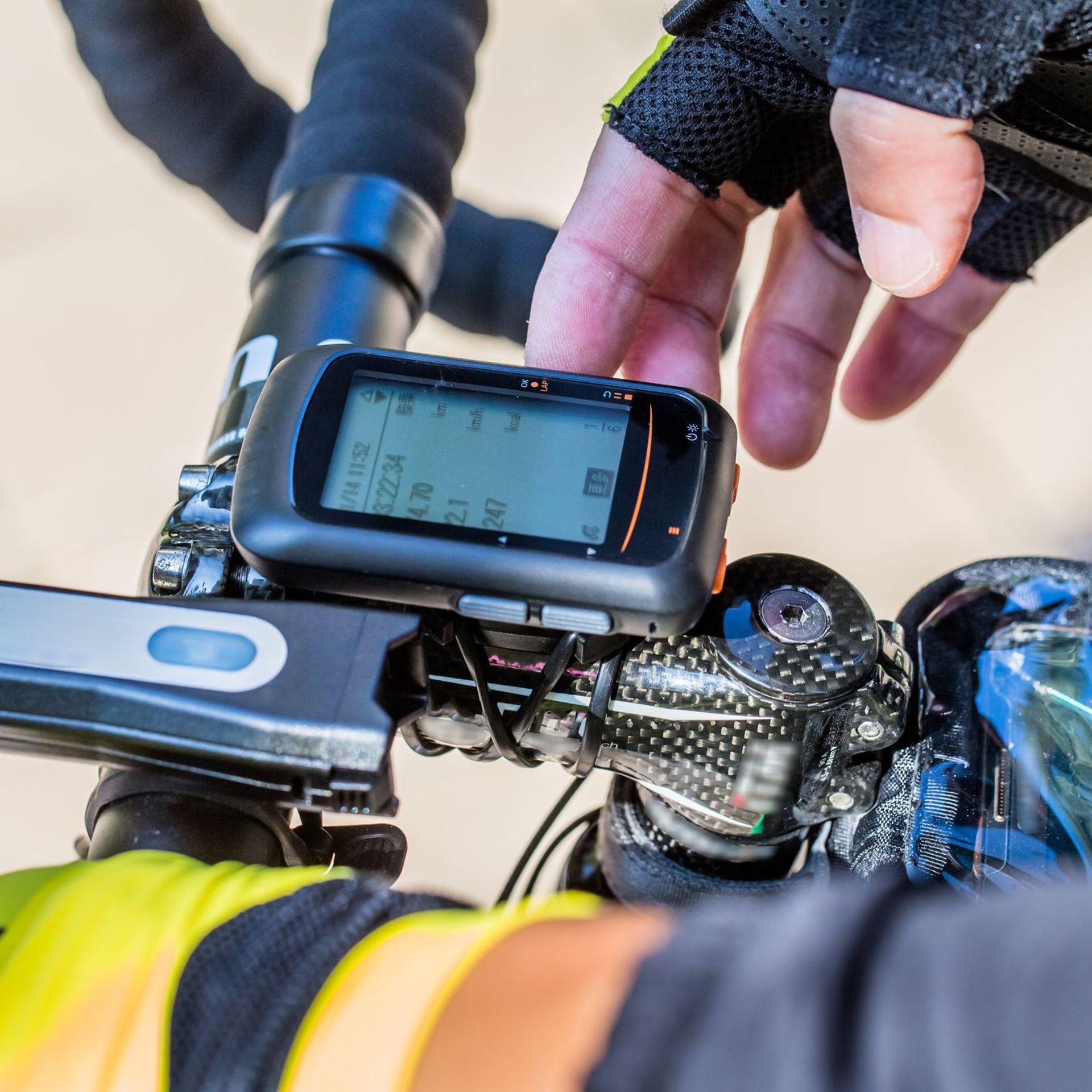 Traceur GPS Vélo : les Meilleurs Traceurs de Vélos 2024