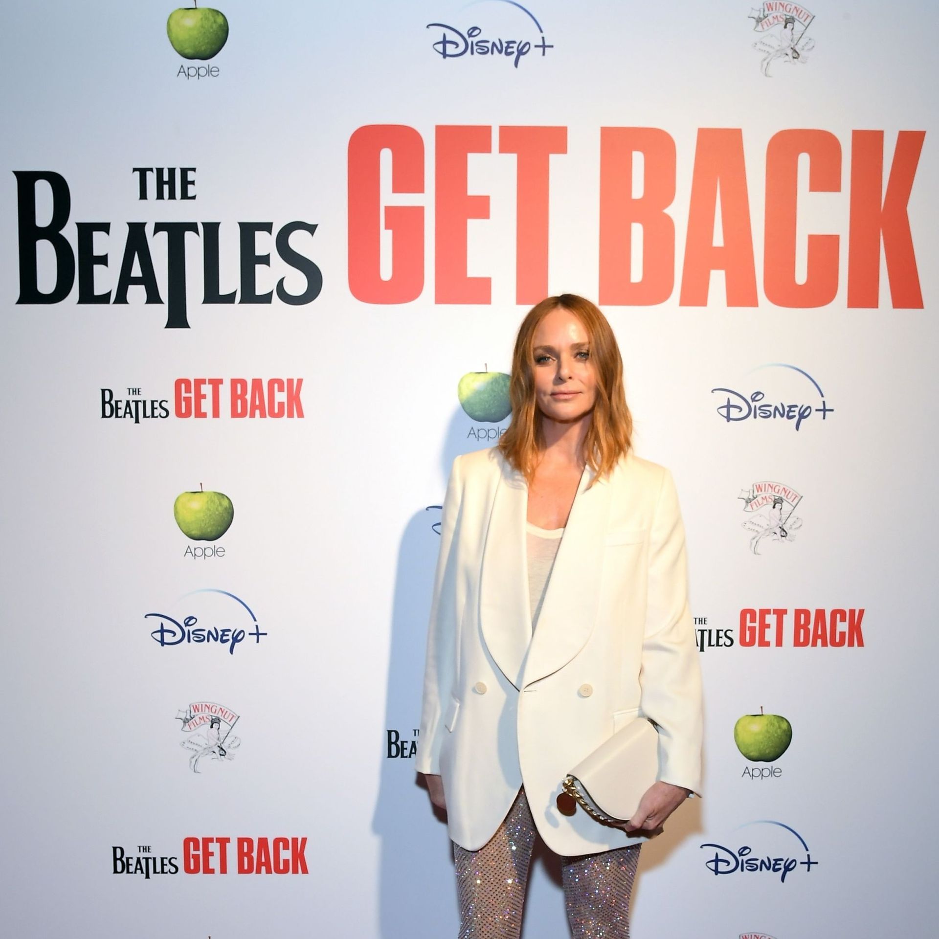 Stella McCartney assiste à la projection exclusive de 100 minutes du film The Beatles de Peter Jackson : Get Back de Peter Jackson au El Capitan Theatre le 18 novembre 2021 à Hollywood, Californie. 