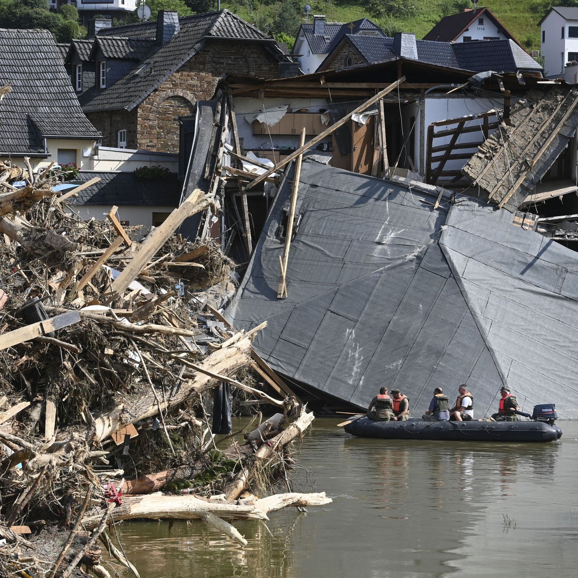 Catastrophe naturelle, Soutien aux sinistrés