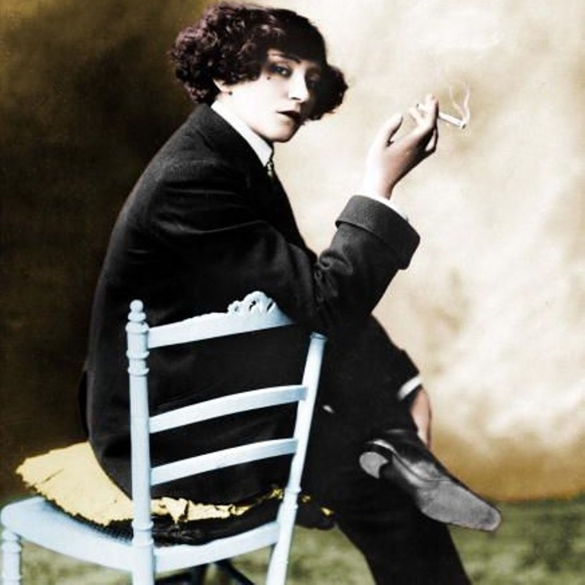 Colette (1873-1954), écrivaine française, photo colorisée d'environ 1890