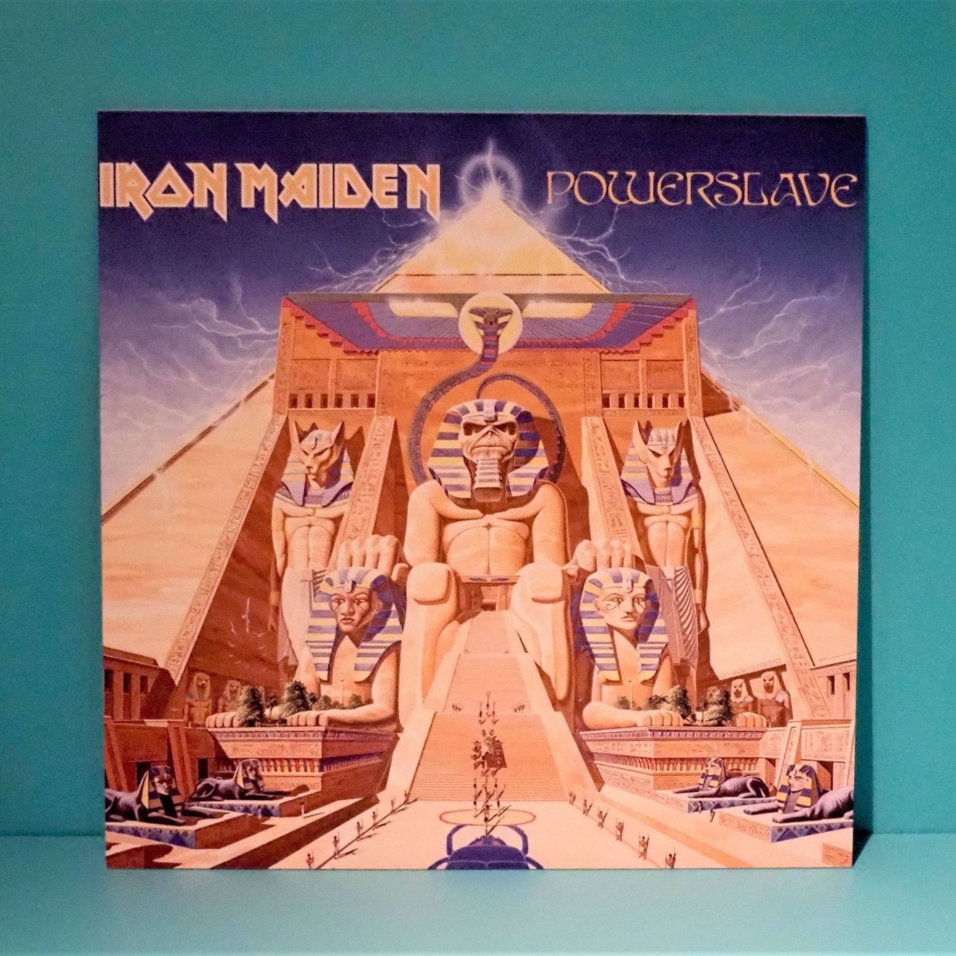 Iron Maiden, Powerslave (1984) Vous avez dit kitsch ?