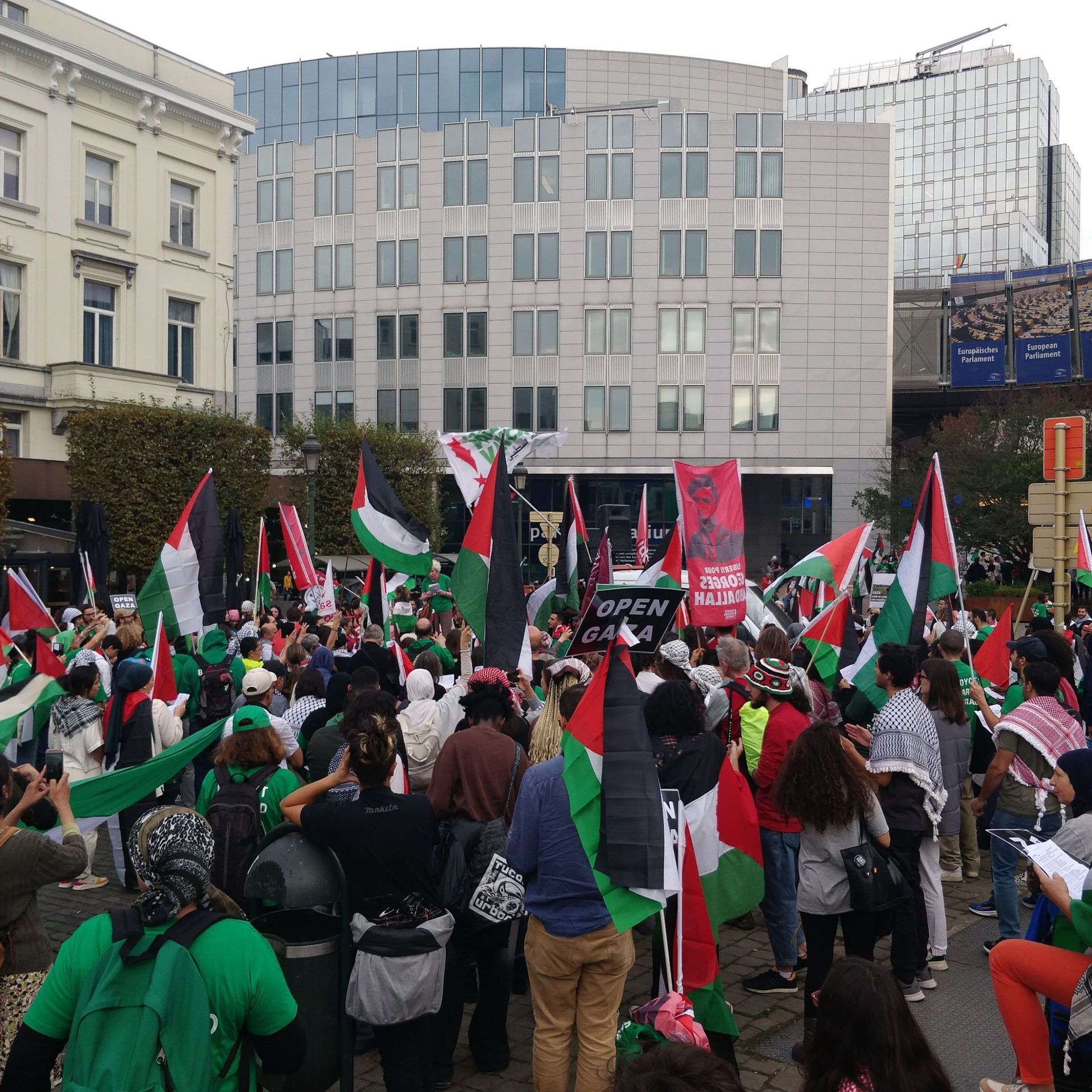 Manifestations en soutien à Israël et à la Palestine en Europe