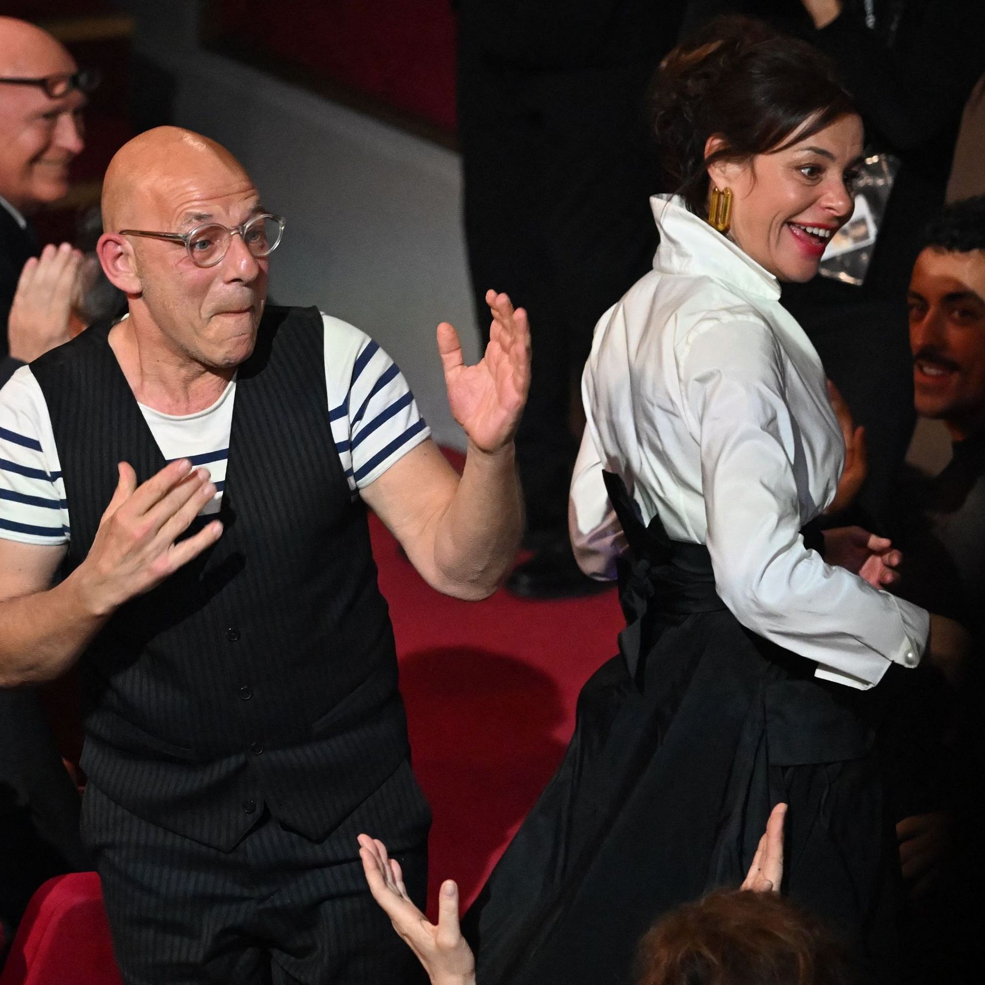 Christian Hecq et sa femme Valerie Lesort réagissent à la victoire de Le Bourgeois gentilhomme comme meilleure spectacle de théâtre public. 