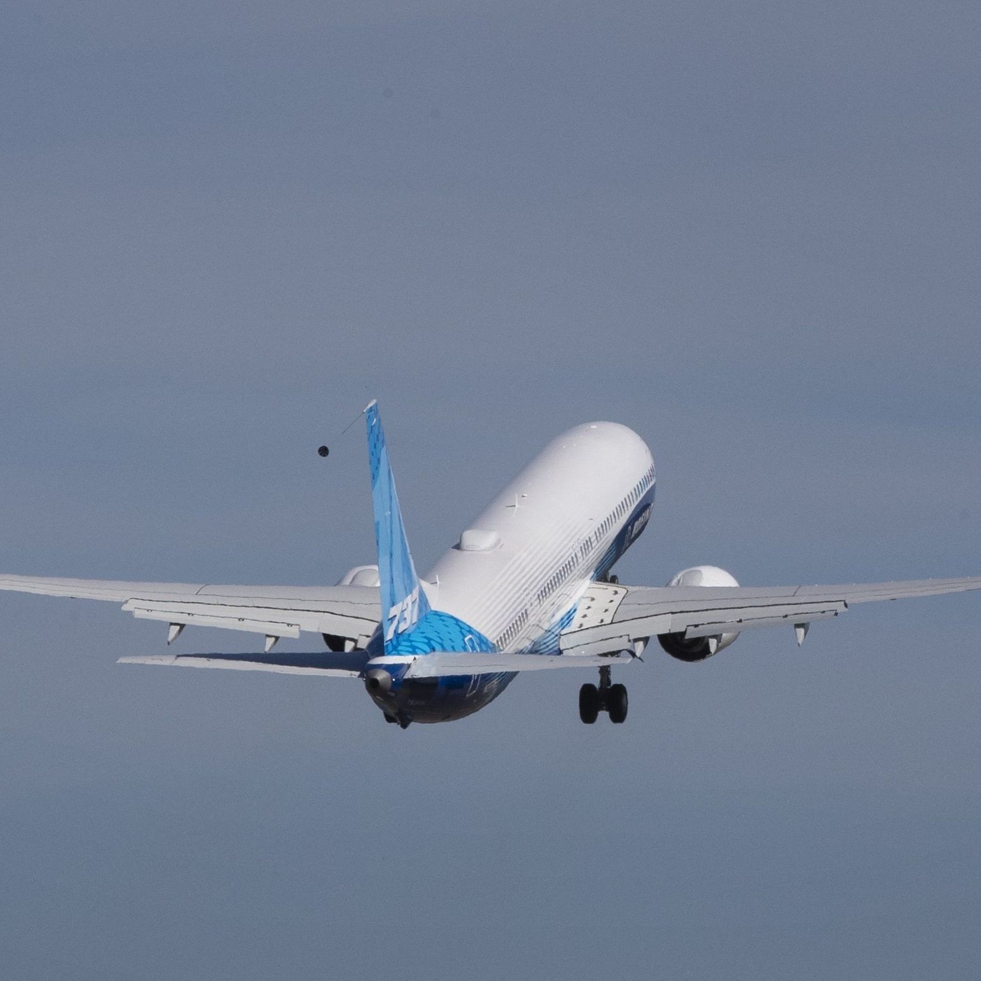 Boeing : premiers vols pour le MAX 200 et l'avion sans pilote
