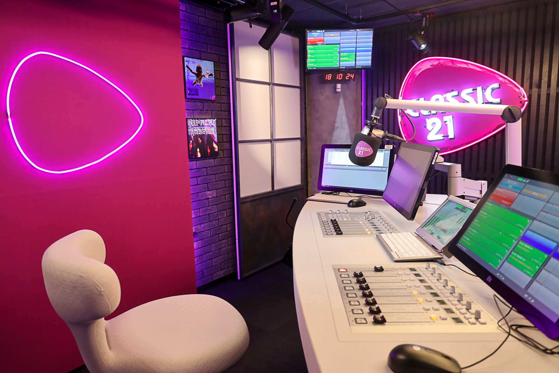 Les nouveaux studios de Classic 21 - rtbf.be