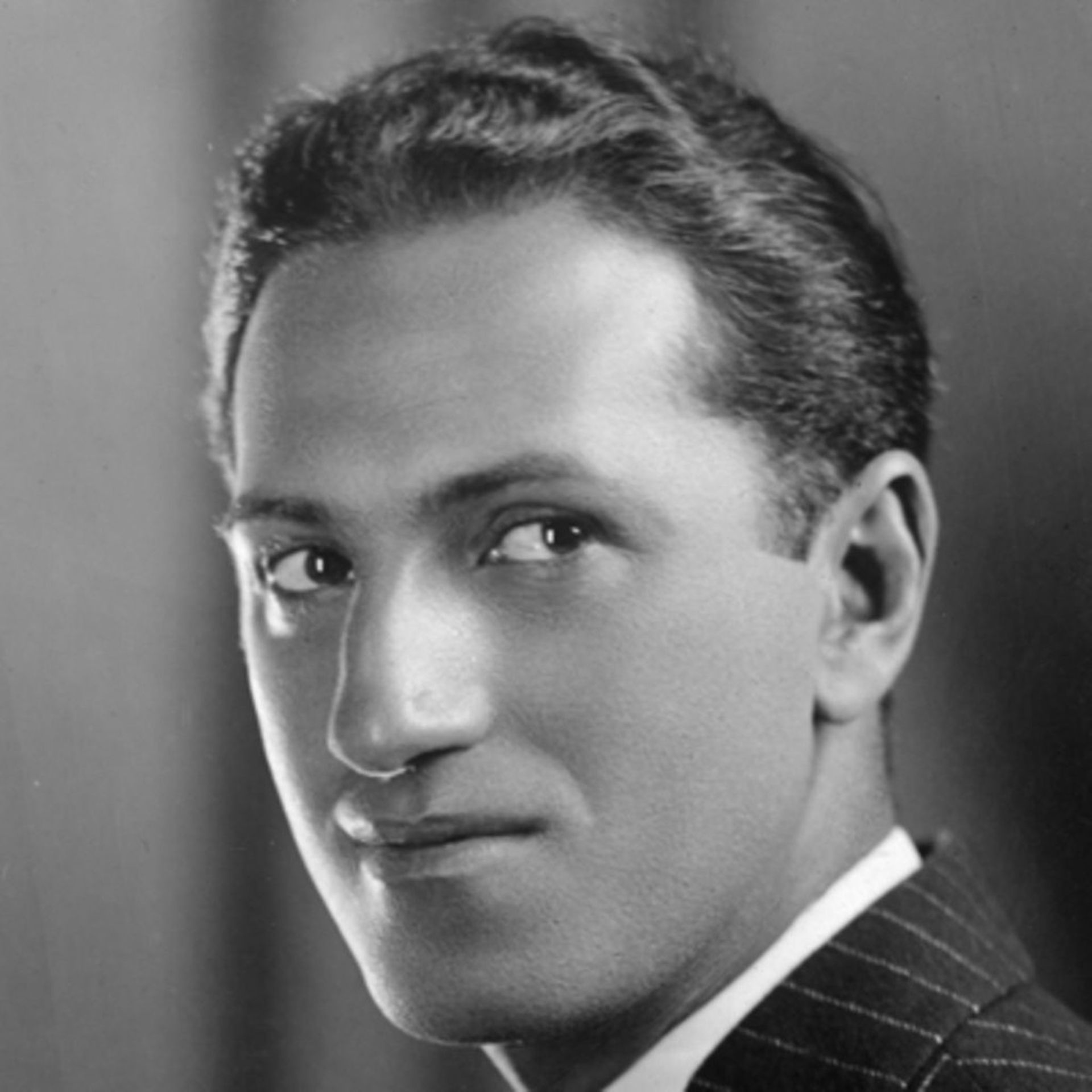 George Gershwin dont le nez a été cassé lors d'une bagarre d'enfance