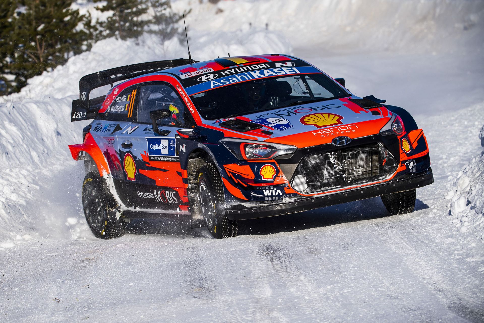 WRC Hyundai Ford et Toyota poursuivent pour 3 saisons Thierry