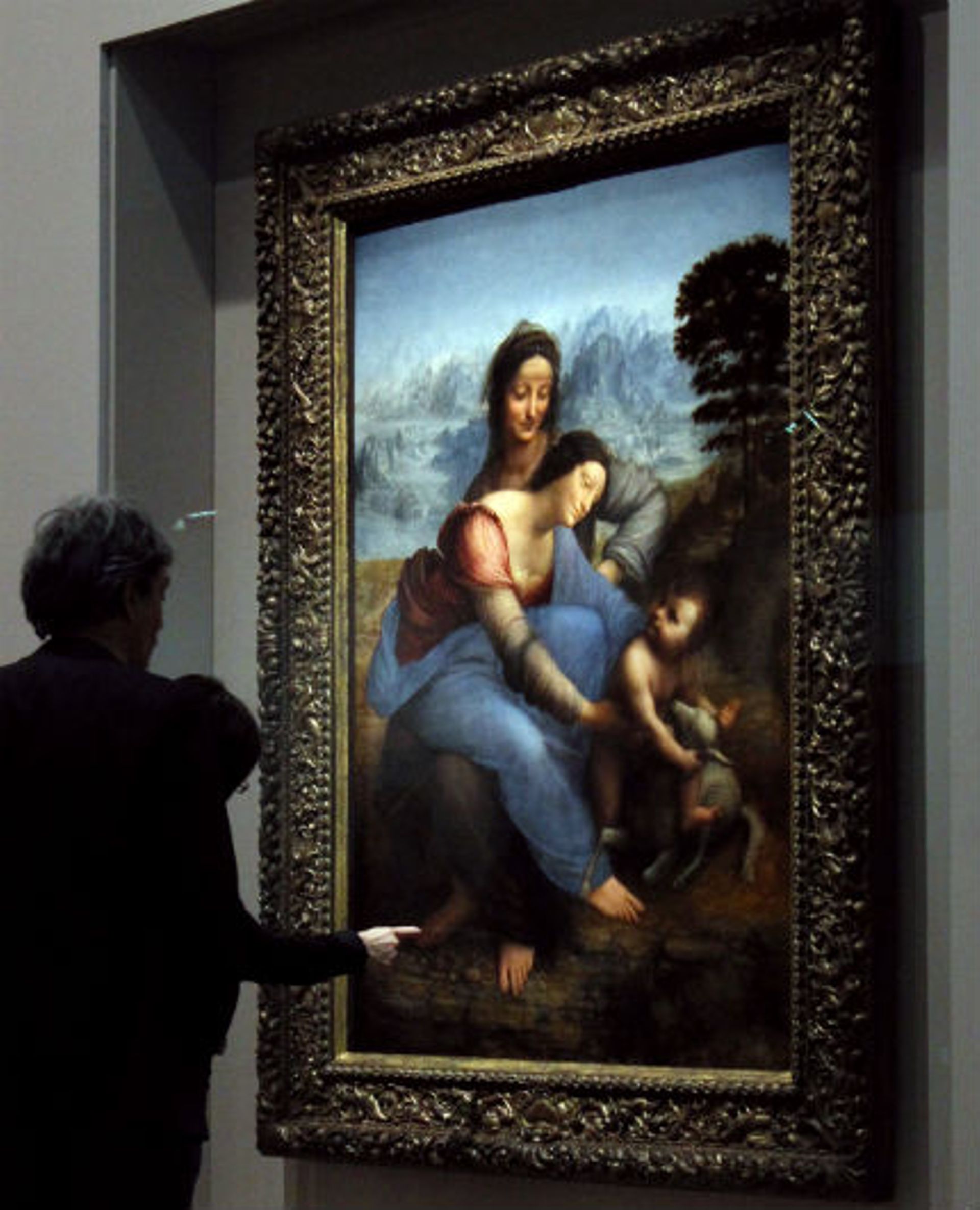 La Sainte Anne De Leonard De Vinci La 'Sainte Anne' de Léonard de Vinci, restaurée, a repris des couleurs -  rtbf.be