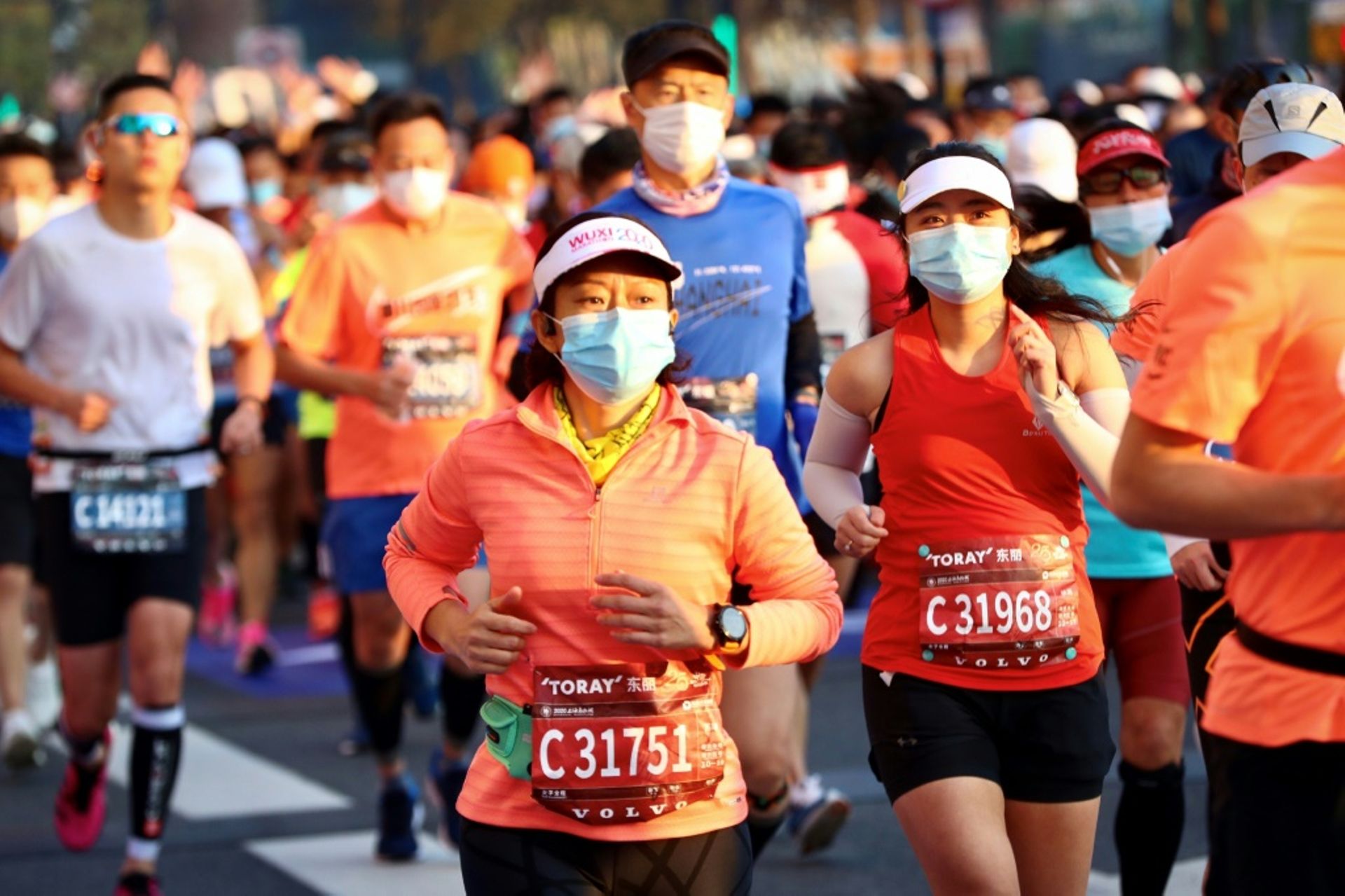 Des participants au marathon de Shanghai en novembre 2020