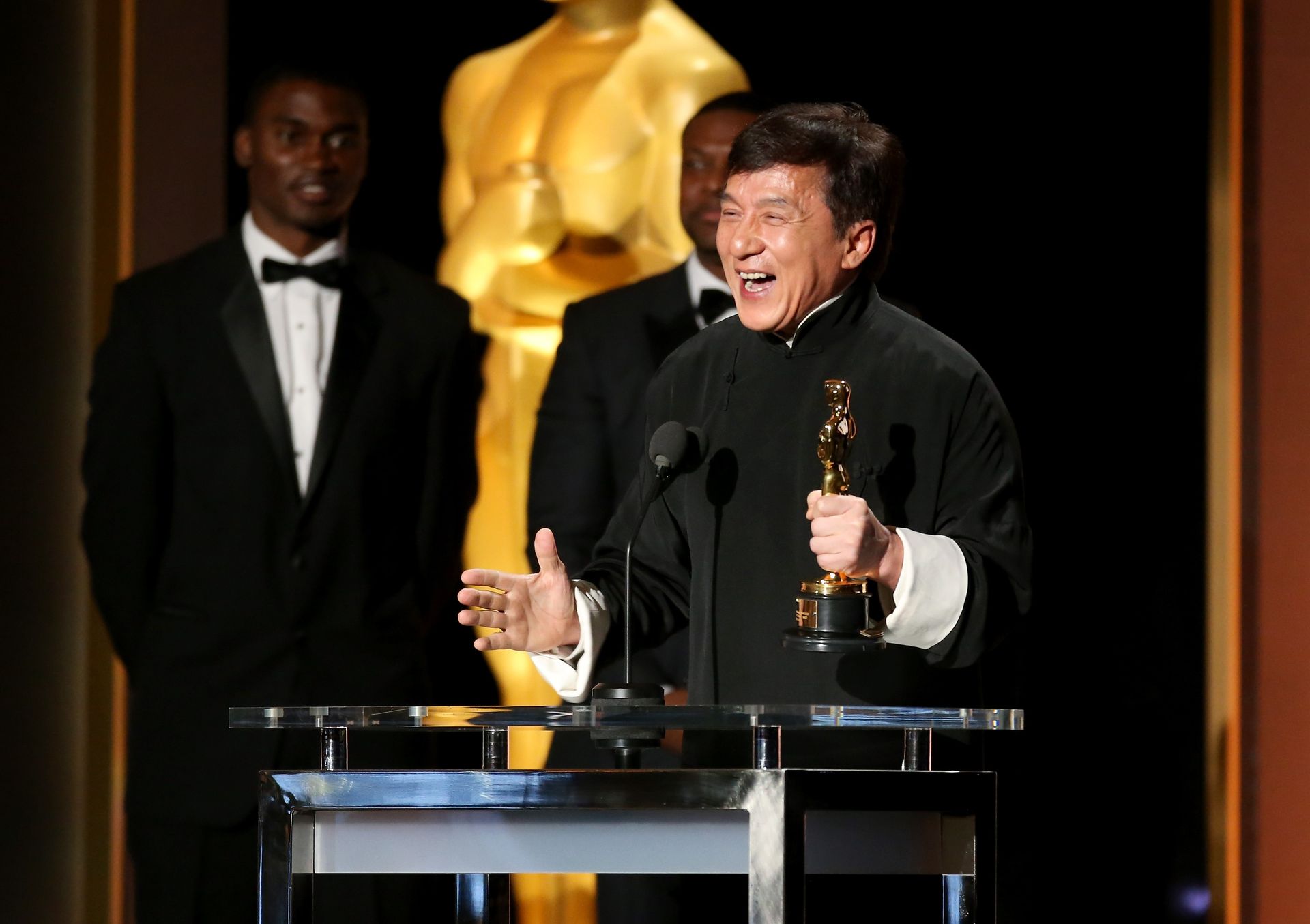 Jackie Chan recevant un Oscar d’honneur en 2016