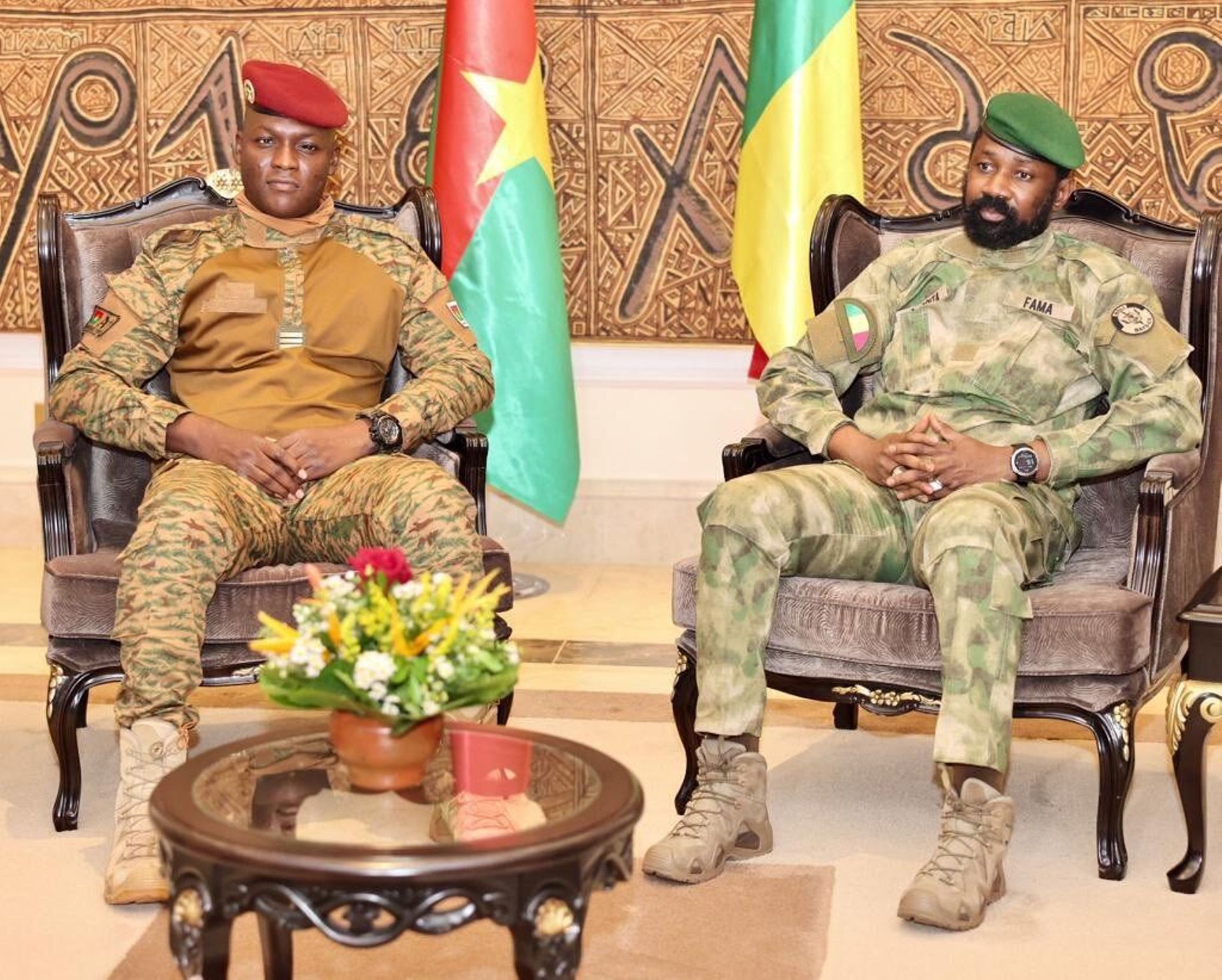 Coup d'Etat au Niger : une intervention militaire serait une déclaration  de guerre au Burkina Faso et au Mali, préviennent leurs dirigeants
