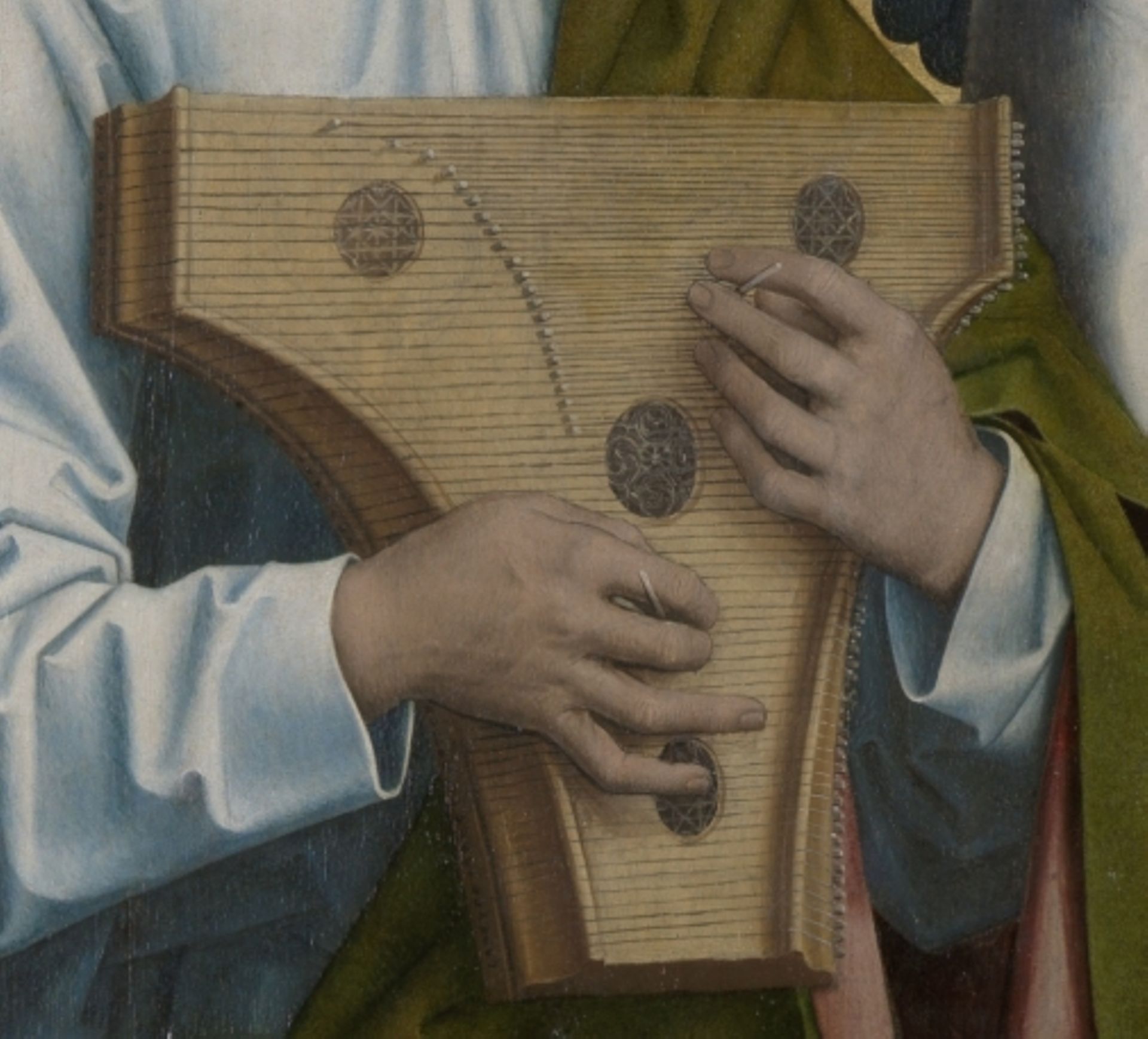 Détail d’un tambourin à cordes du triptyque Dieu le Père entouré d’anges chanteurs et musiciens d’Hans Memling, Musée des Beaux-Arts d’Anvers