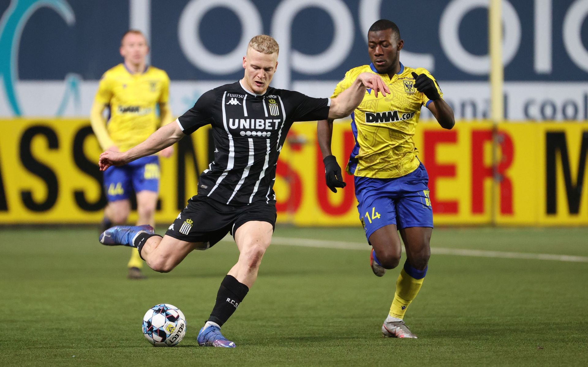 Jules Van Cleemput en action contre Saint-Trond