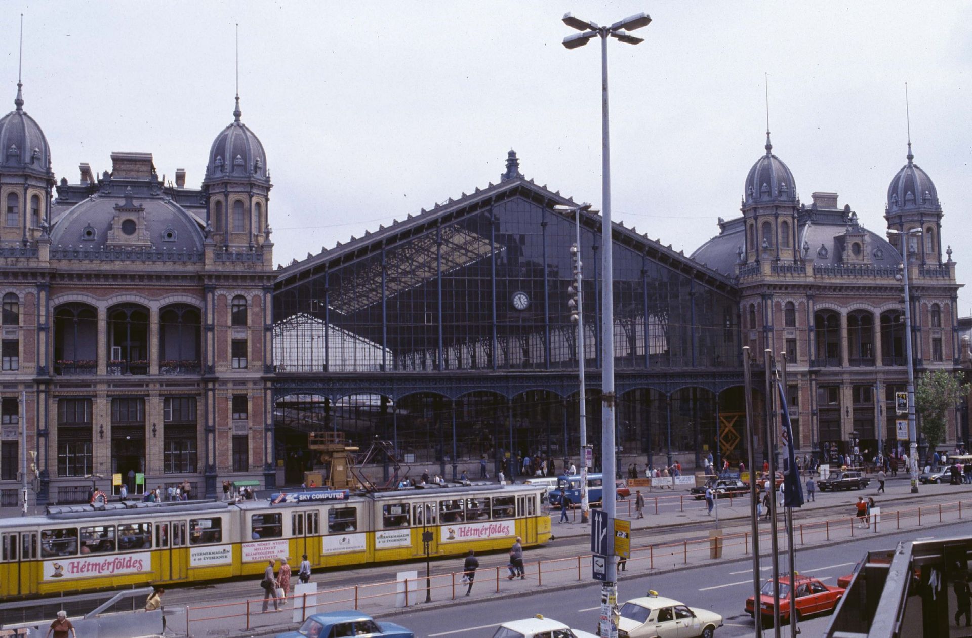 Gare de l'Ouest à Pest (Budapest) 