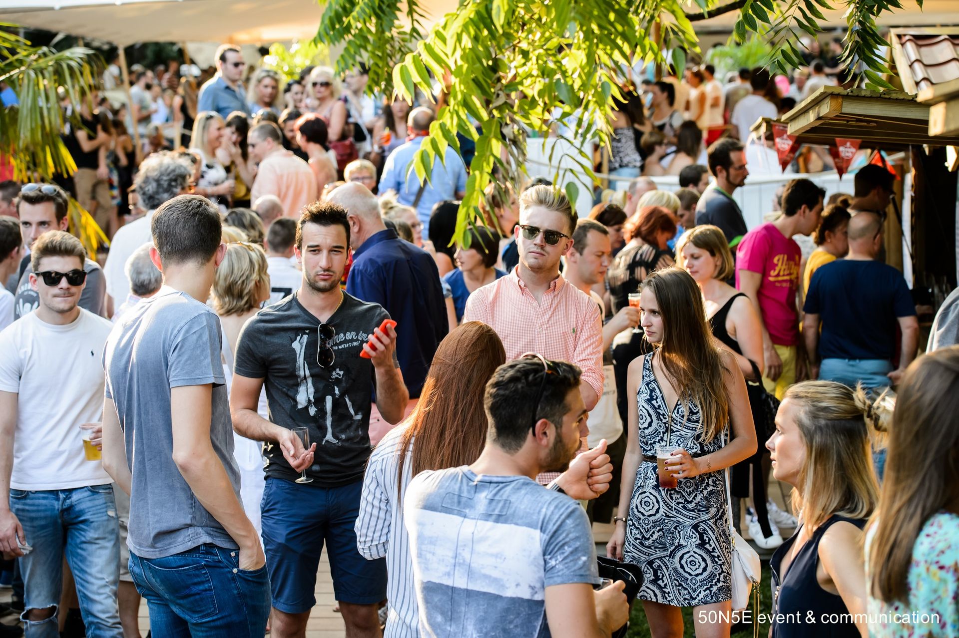 Charleroi prend ses 'quartiers d'été' RTBF Actus