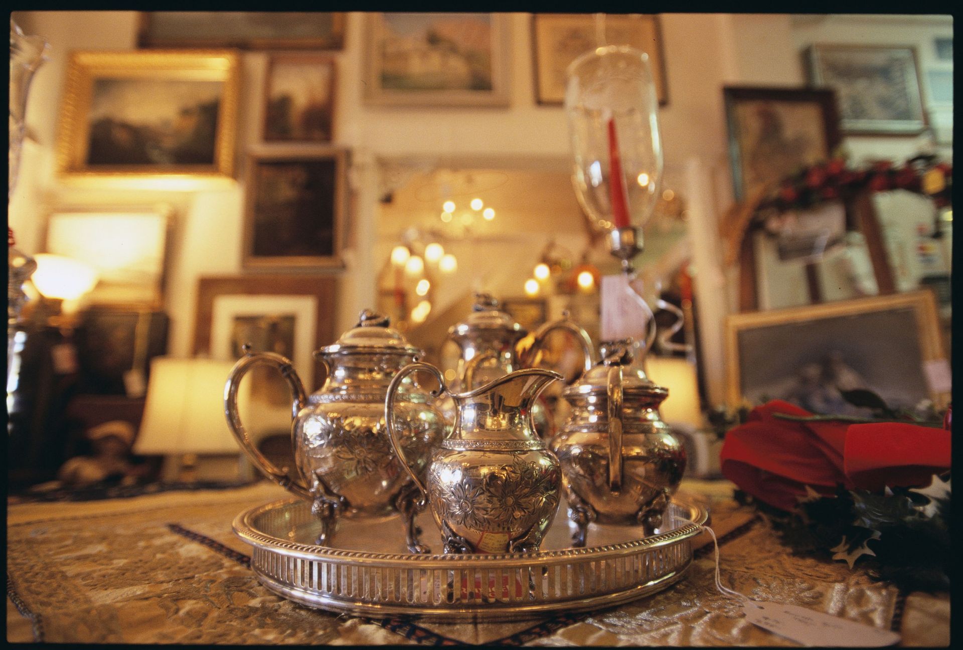 Il y a aussi les antiquaires…