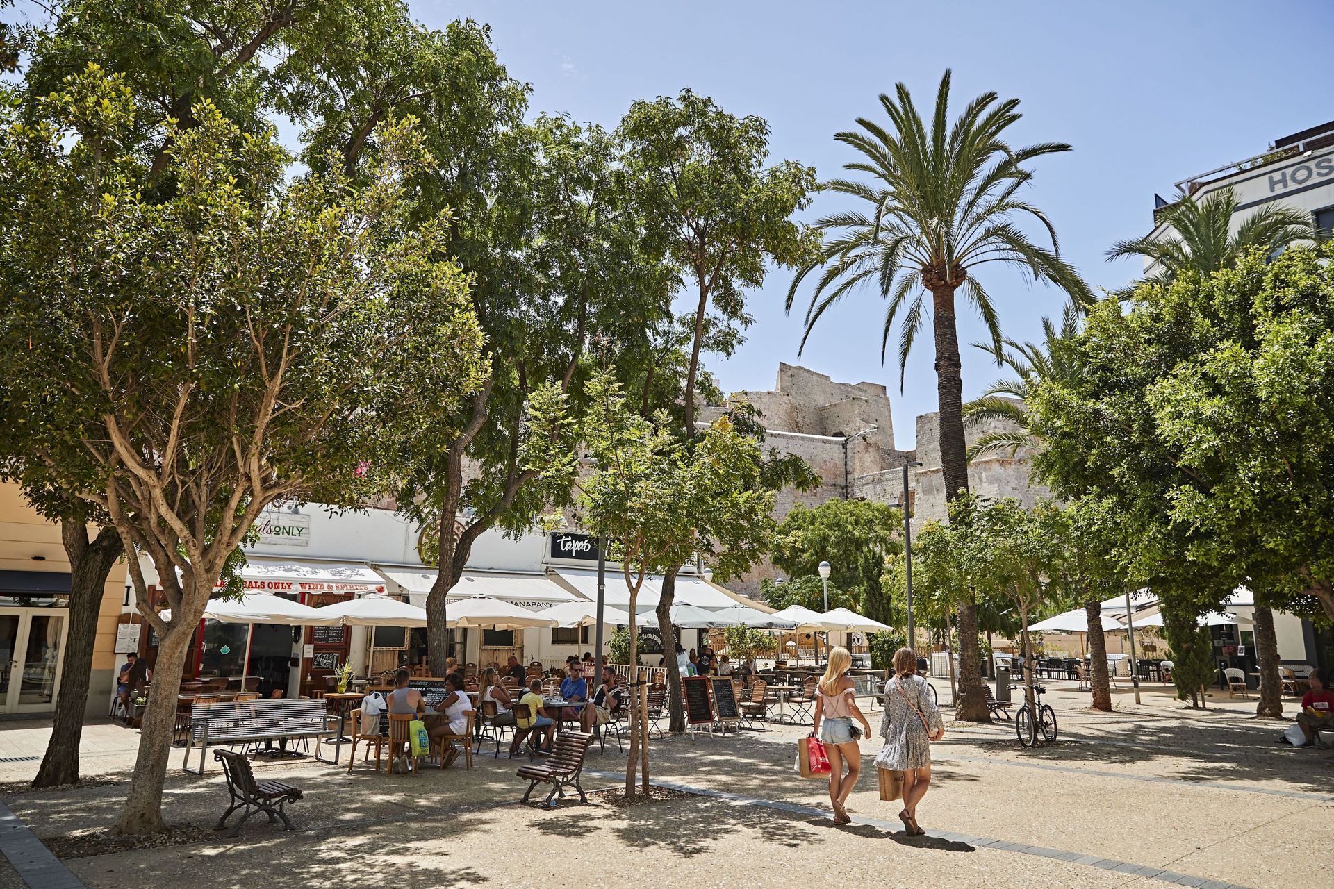 Coronavirus à Ibiza : tranquillité inédite et détresse économique dans la célèbre station balnéaire