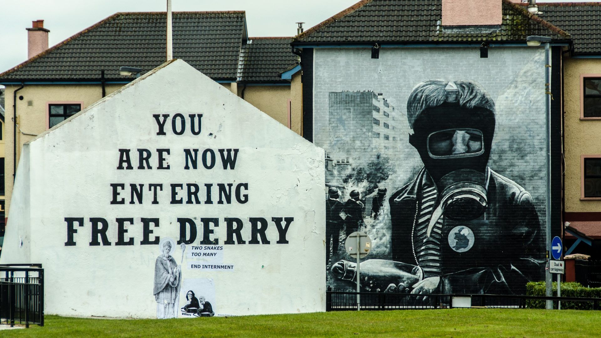 L'une des fresques du quartier de Bogside, à Derry.
