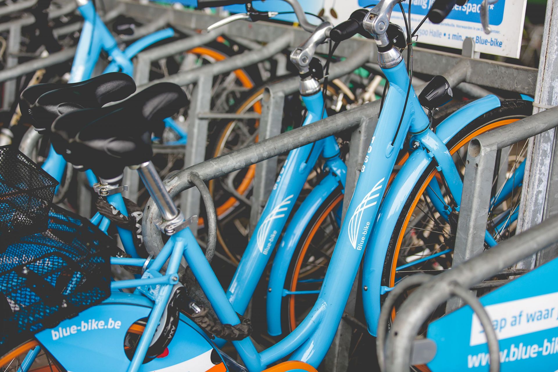 Blue-bike est disponible dans plus de 60 gares belges. 