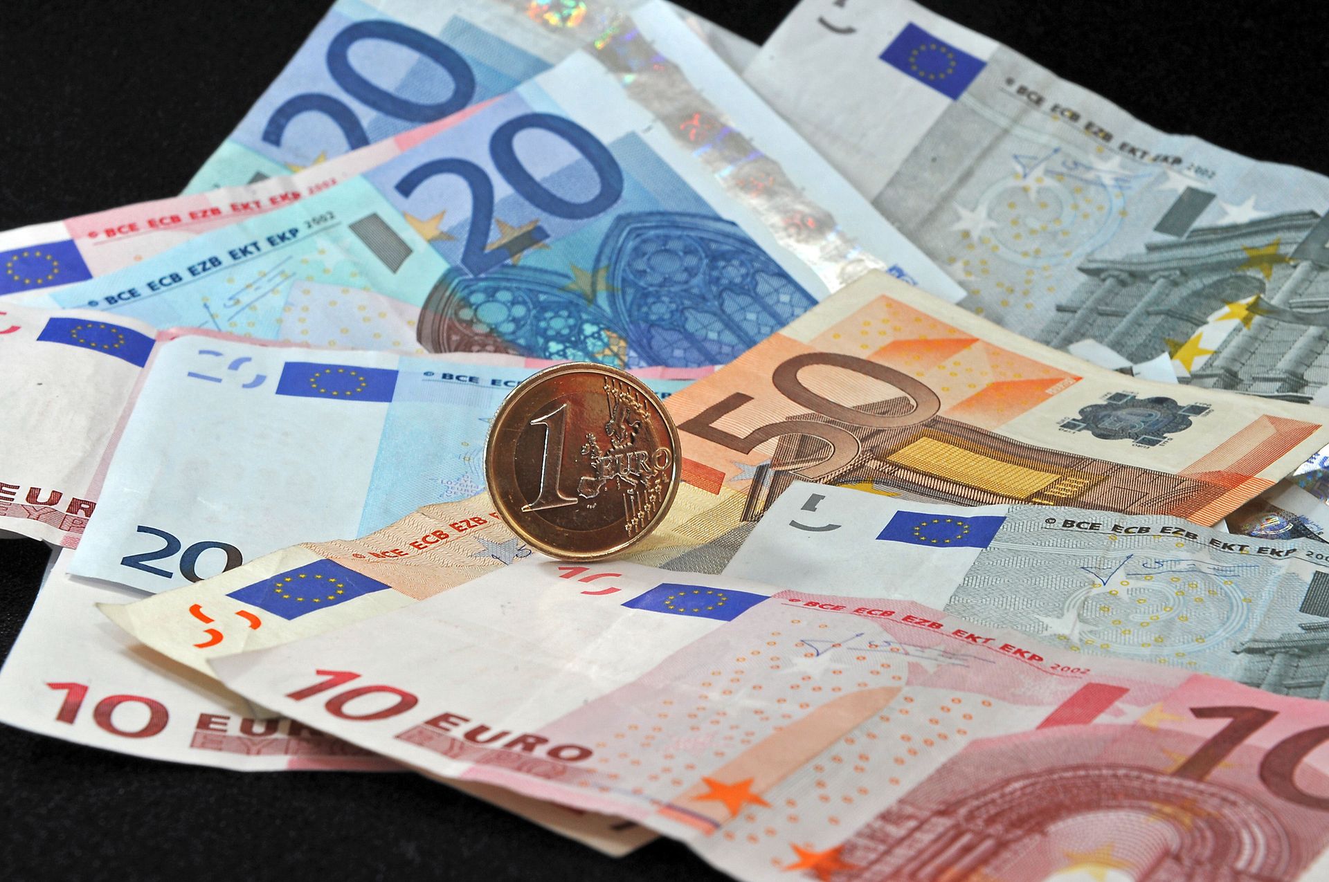Un nouveau billet de 10 € est mis en circulation à partir du 23