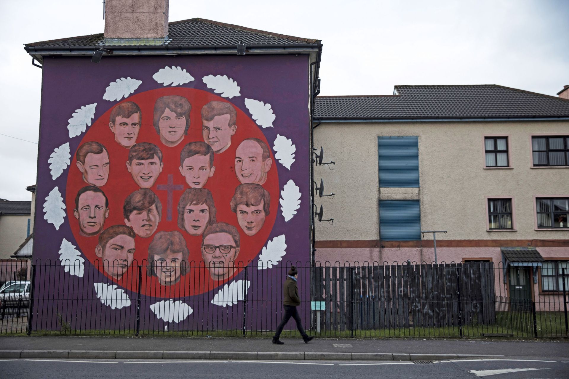 Une fresque du quartier de Bogside, en hommage aux 14 victimes du Bloody Sunday.