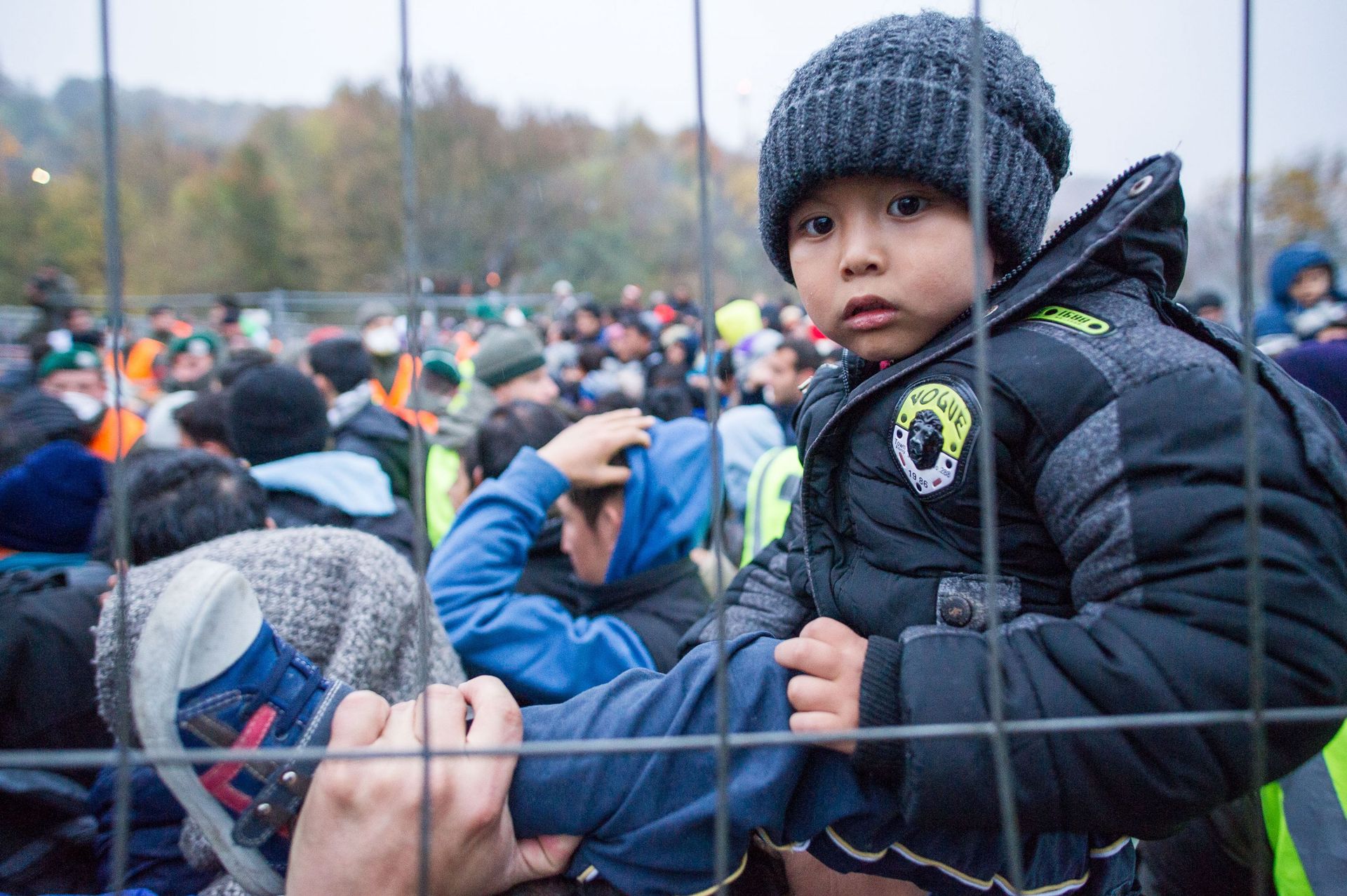 Des réfugiés bloqués à la frontière entre la Slovénie et L'autriche