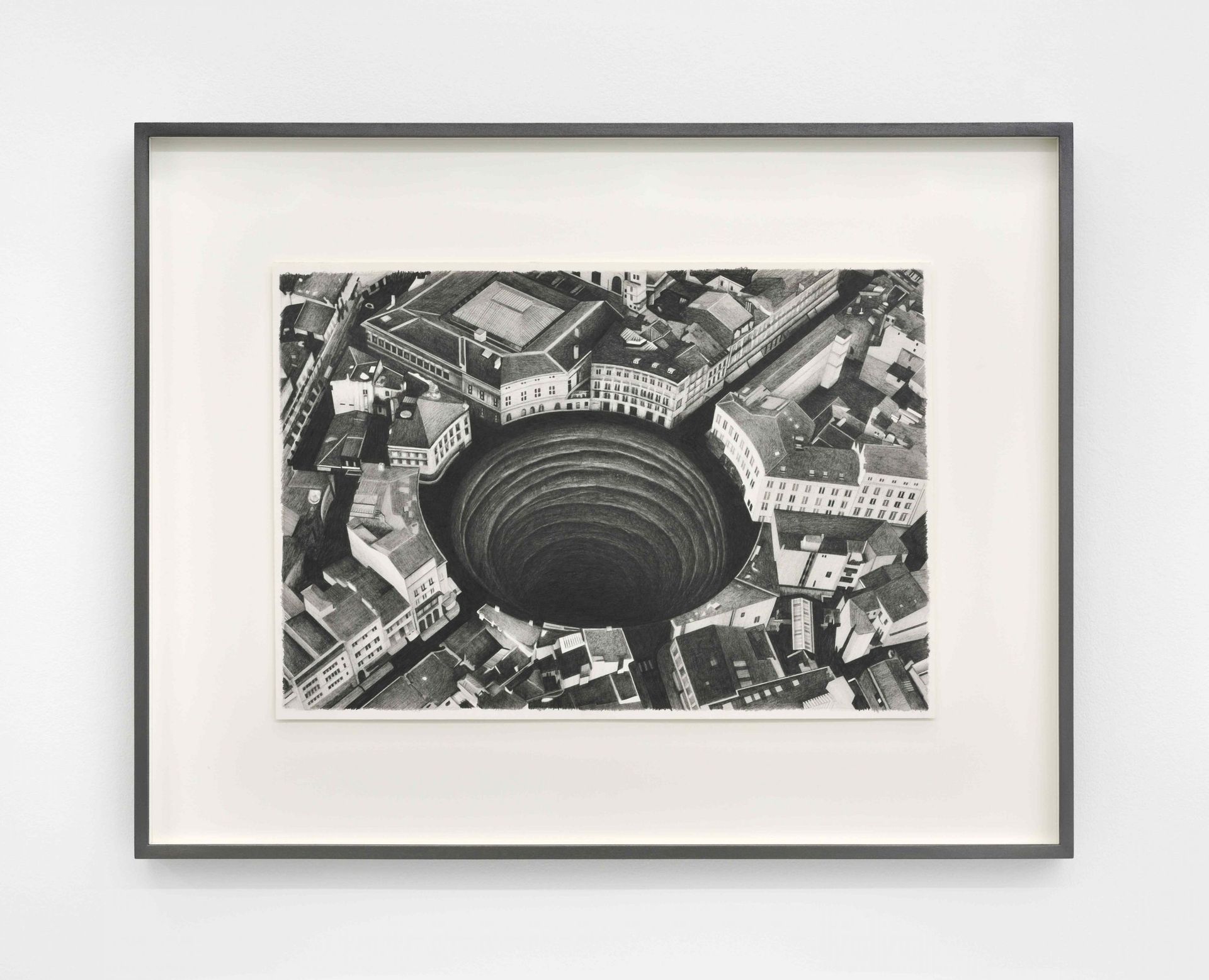 Hole, 2019, dessin graphite sur papier Arches, 54 x 68,5 cm, encadrement bois, verre anti-UV anti-reflet