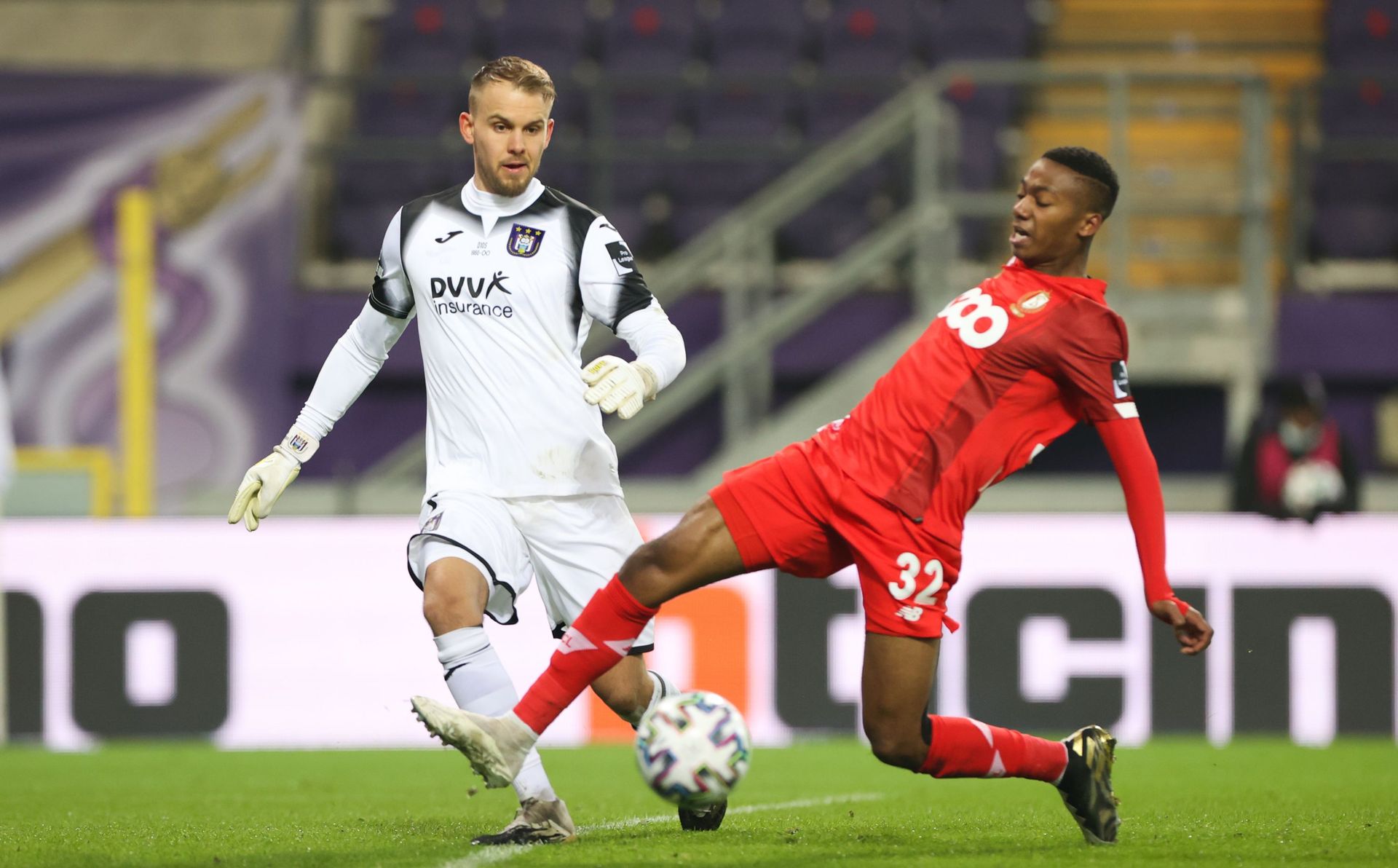 Pro League : Anderlecht et le Standard se neutralisent au terme d'un Clasico insipide 