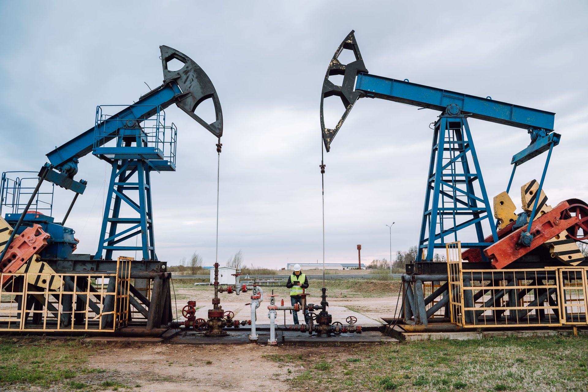 Le pétrole s'envole après les coupes des géants pétroliers du Golf, tout  bénéfice pour la Russie 